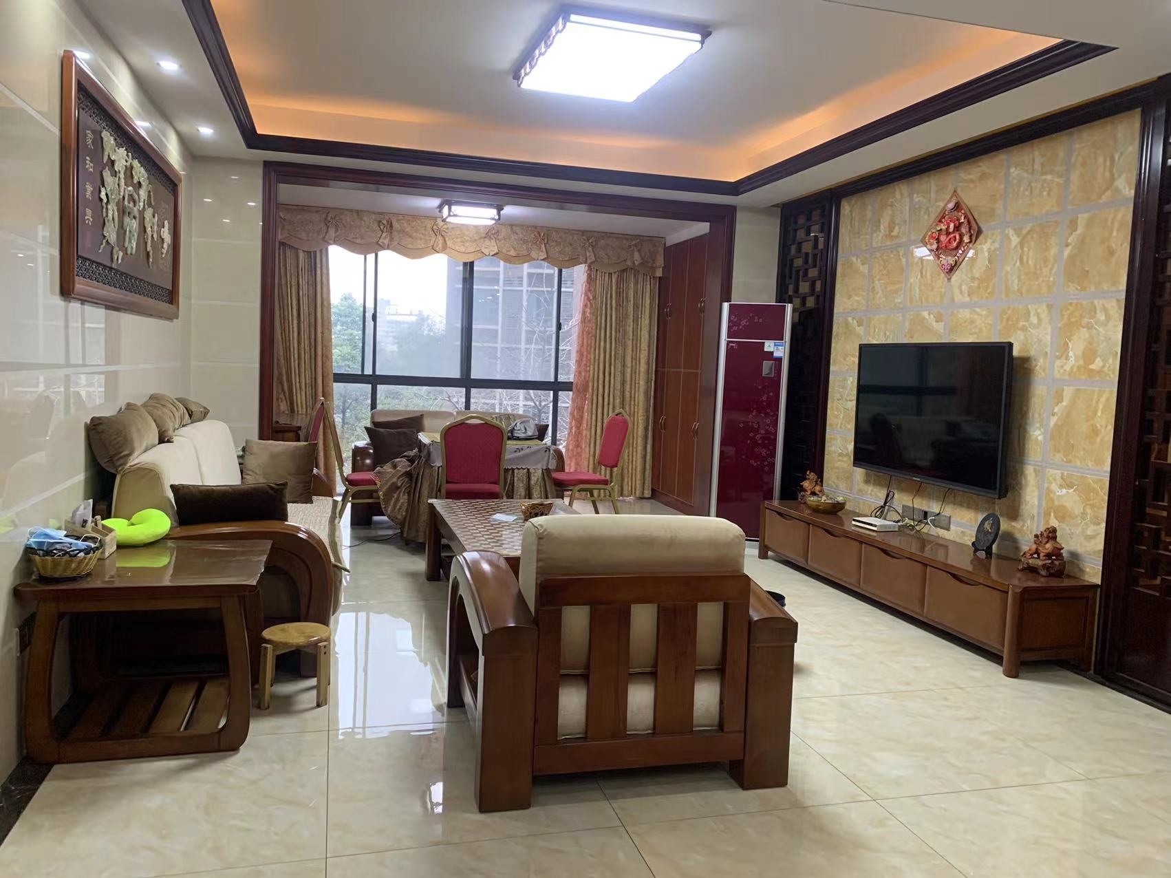 华晨御园  3室2厅2卫    92.0万 华晨御园  3室2厅2卫    92.0万