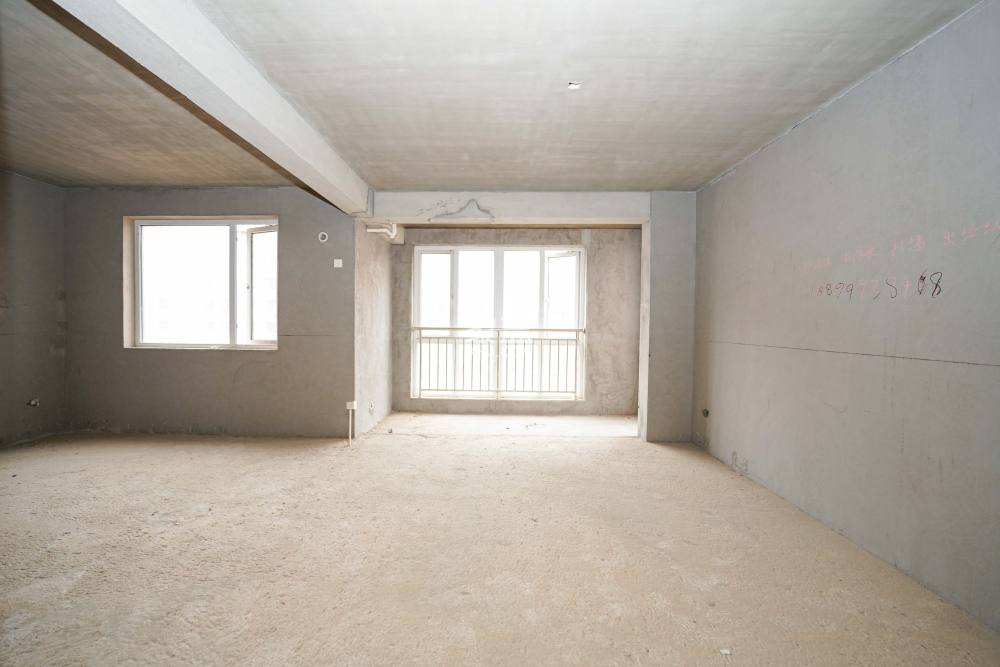 丽发新城  2室2厅1卫   49.50万