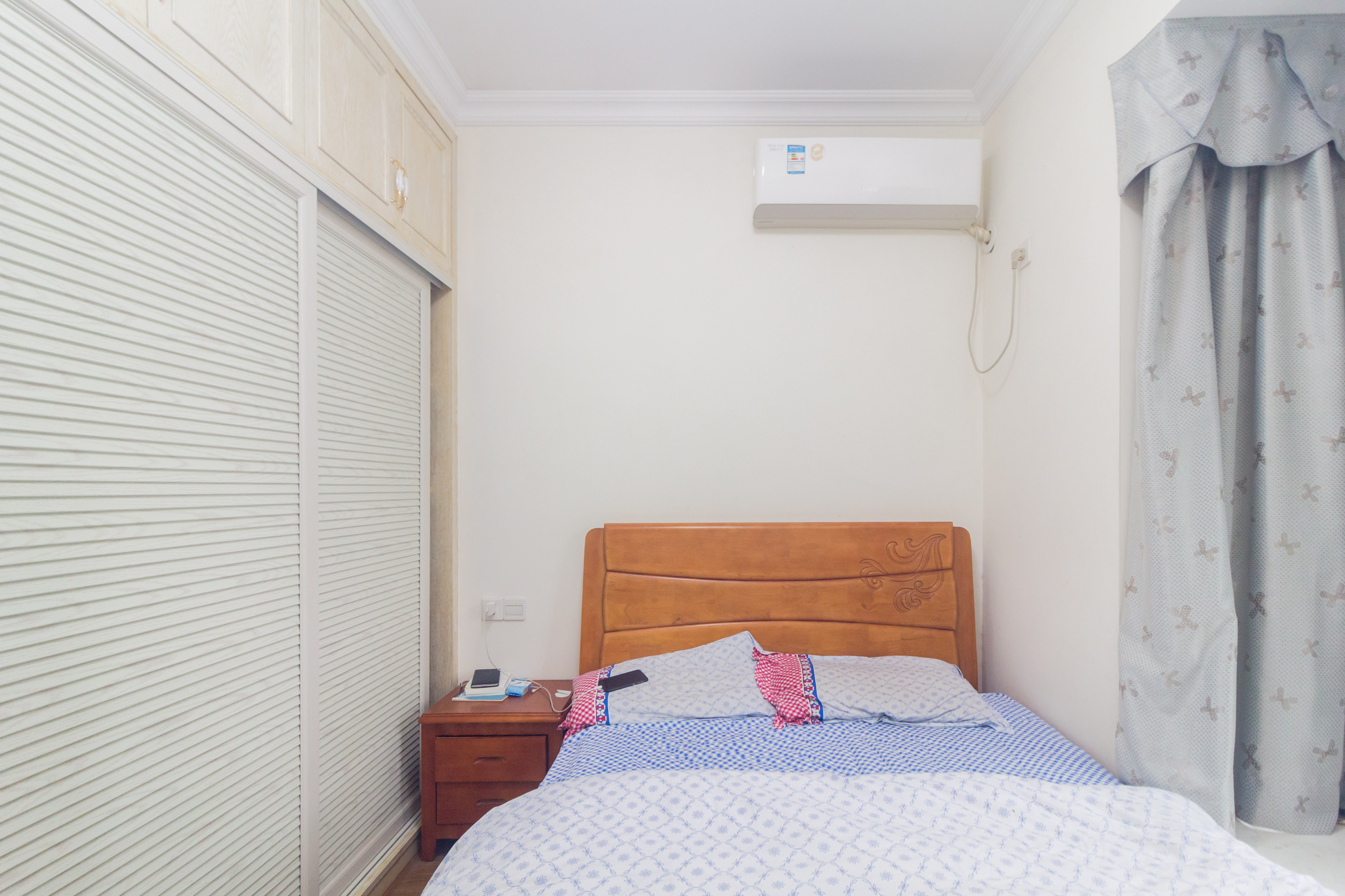 三景华御 4室2厅1卫 99.0万 三景华御 4室2厅1卫 99.0万卧室