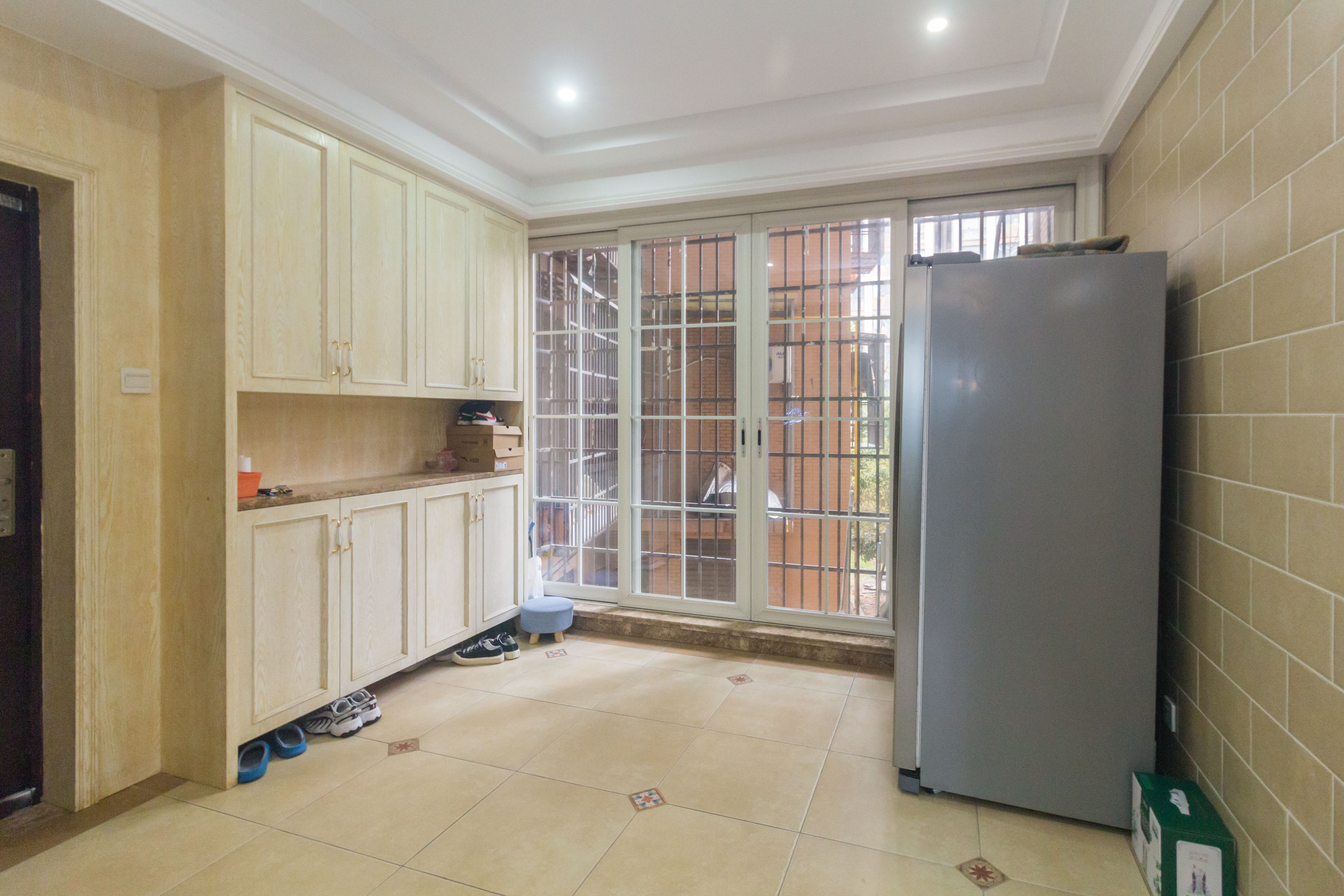 三景华御 4室2厅1卫 99.0万 三景华御 4室2厅1卫 99.0万其他