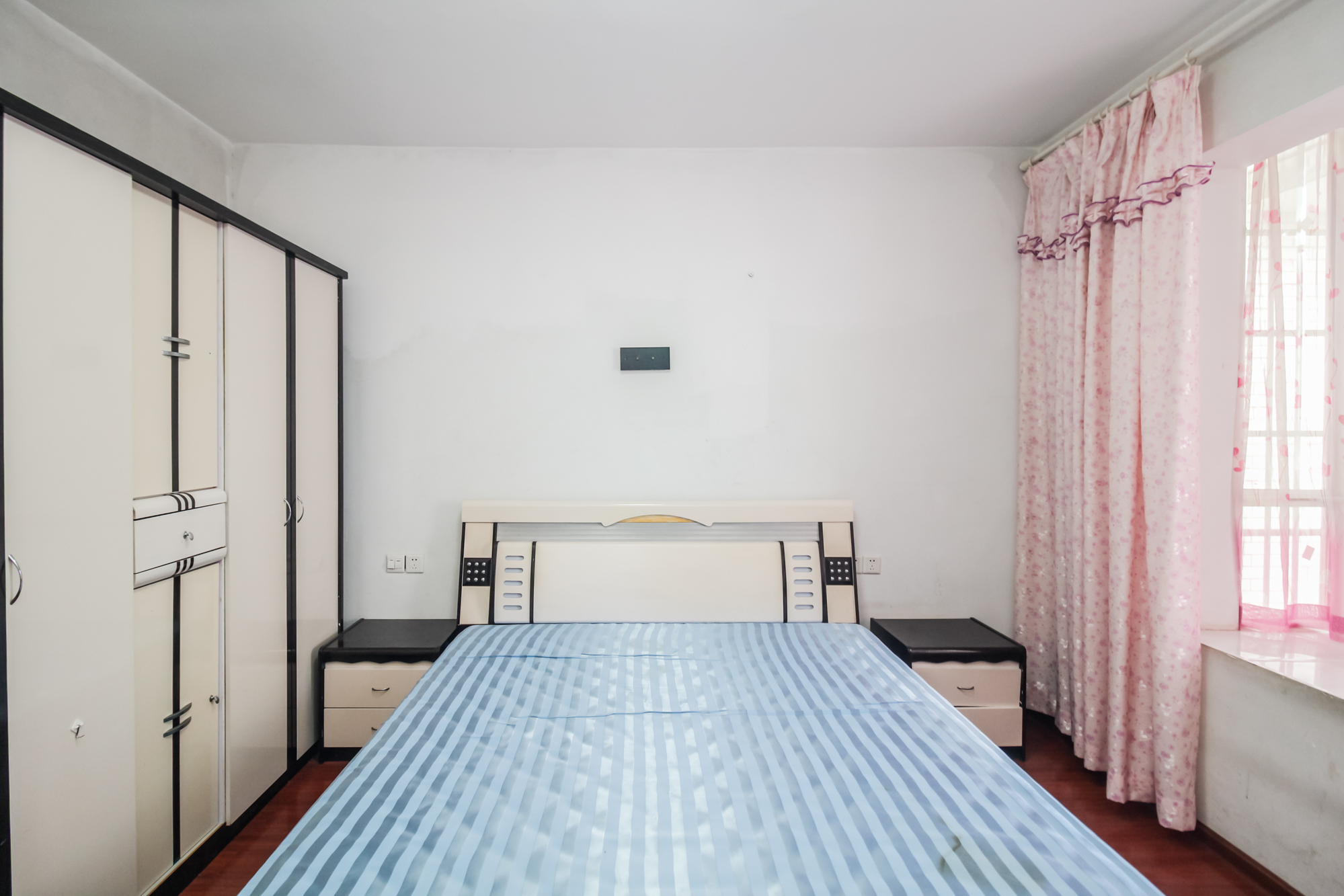 方略学府佳境 2室2厅1卫 49.78万 方略学府佳境 2室2厅1卫 49.78万卧室