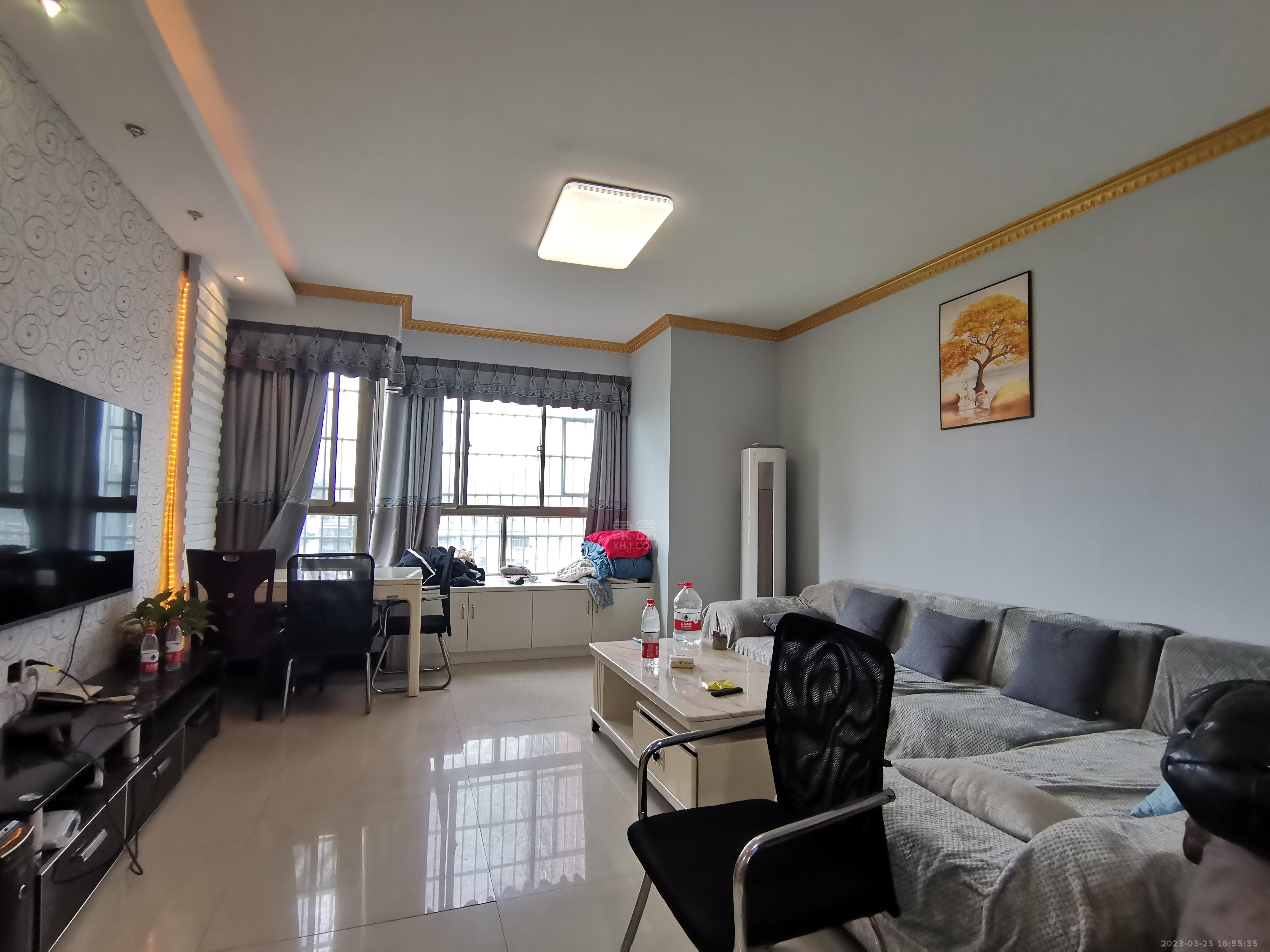 景秀名园  2室2厅1卫   1500.00元/月室内图