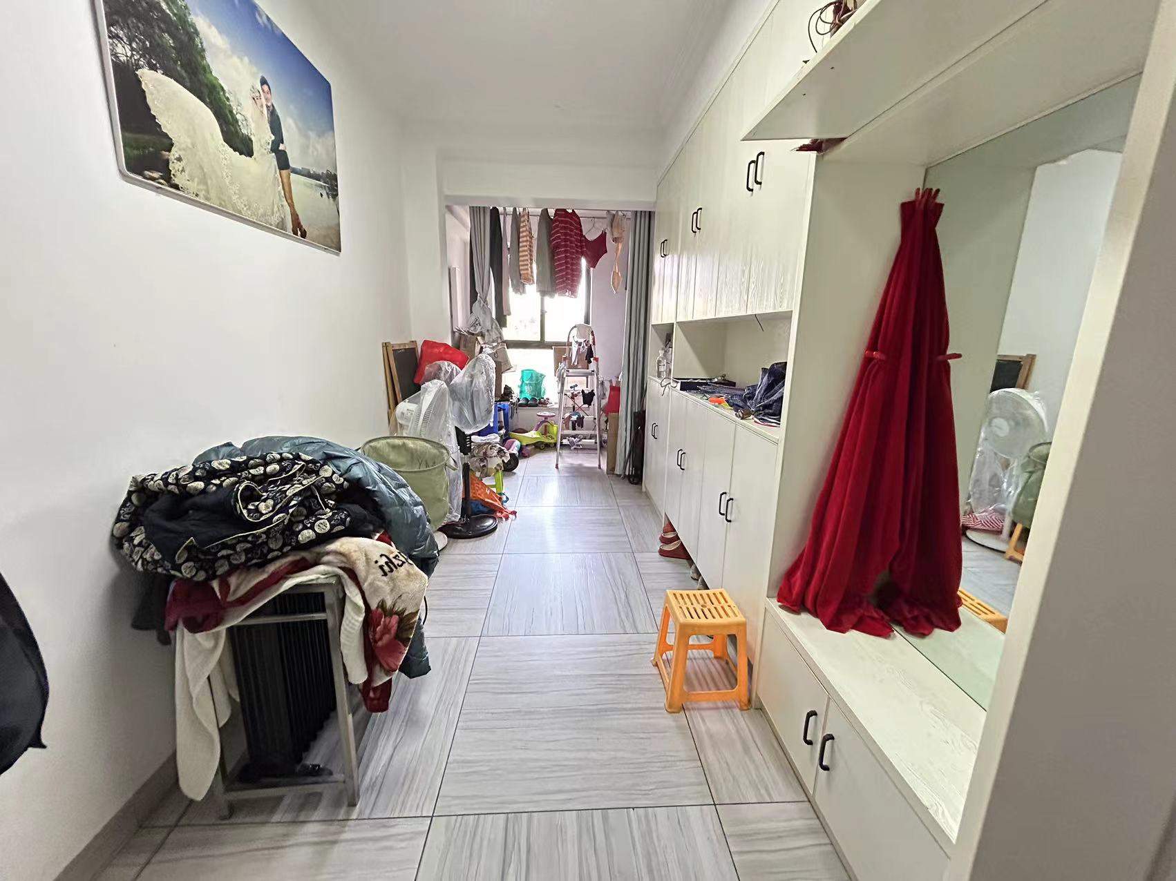 奥园广场 4室2厅2卫 72.5万 奥园广场 4室2厅2卫 72.5万室内图