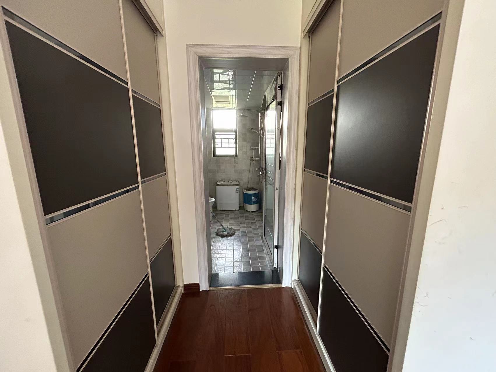 奥园广场 4室2厅2卫 72.5万 奥园广场 4室2厅2卫 72.5万室内图