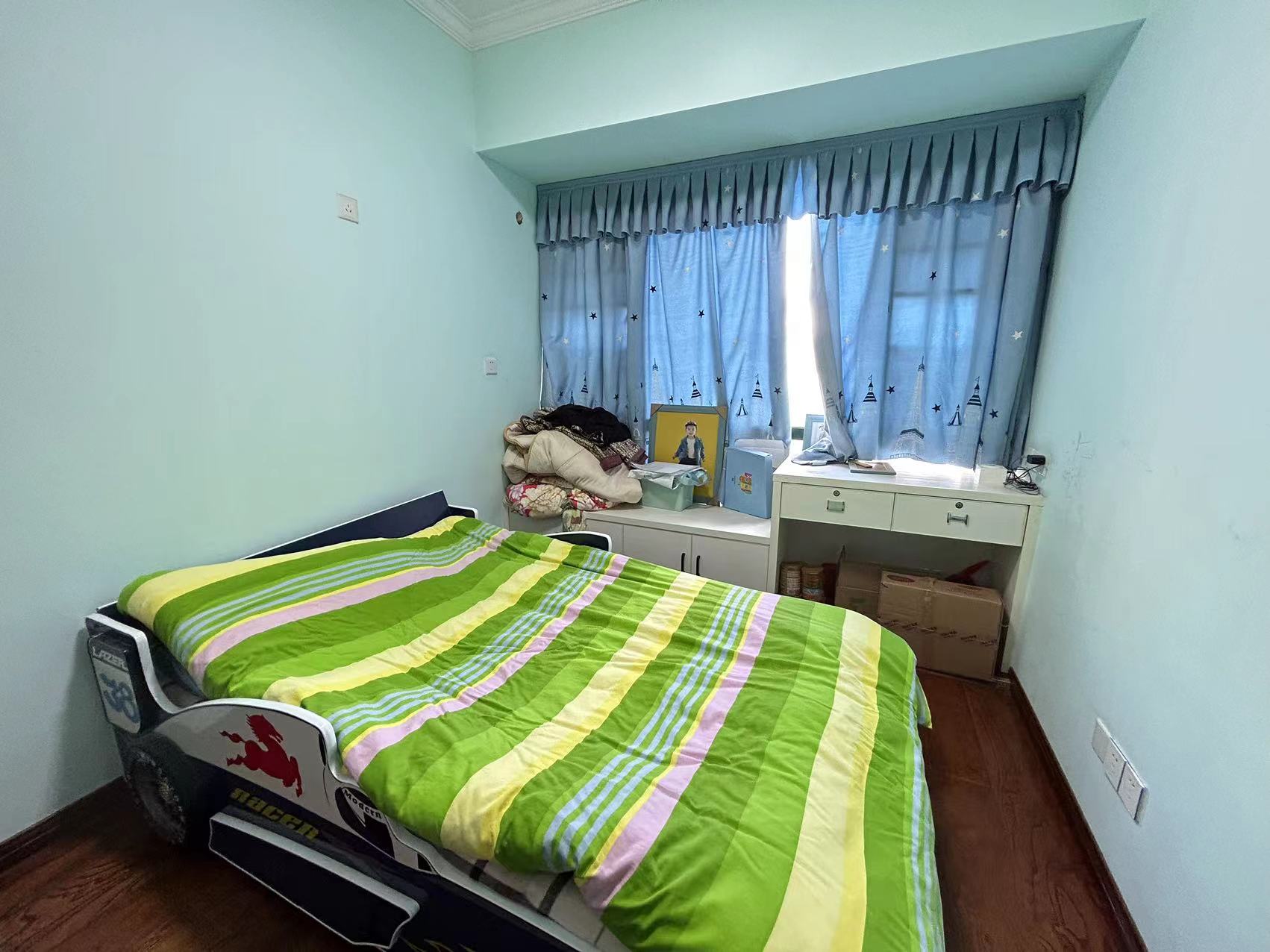 奥园广场 4室2厅2卫 72.5万 奥园广场 4室2厅2卫 72.5万室内图