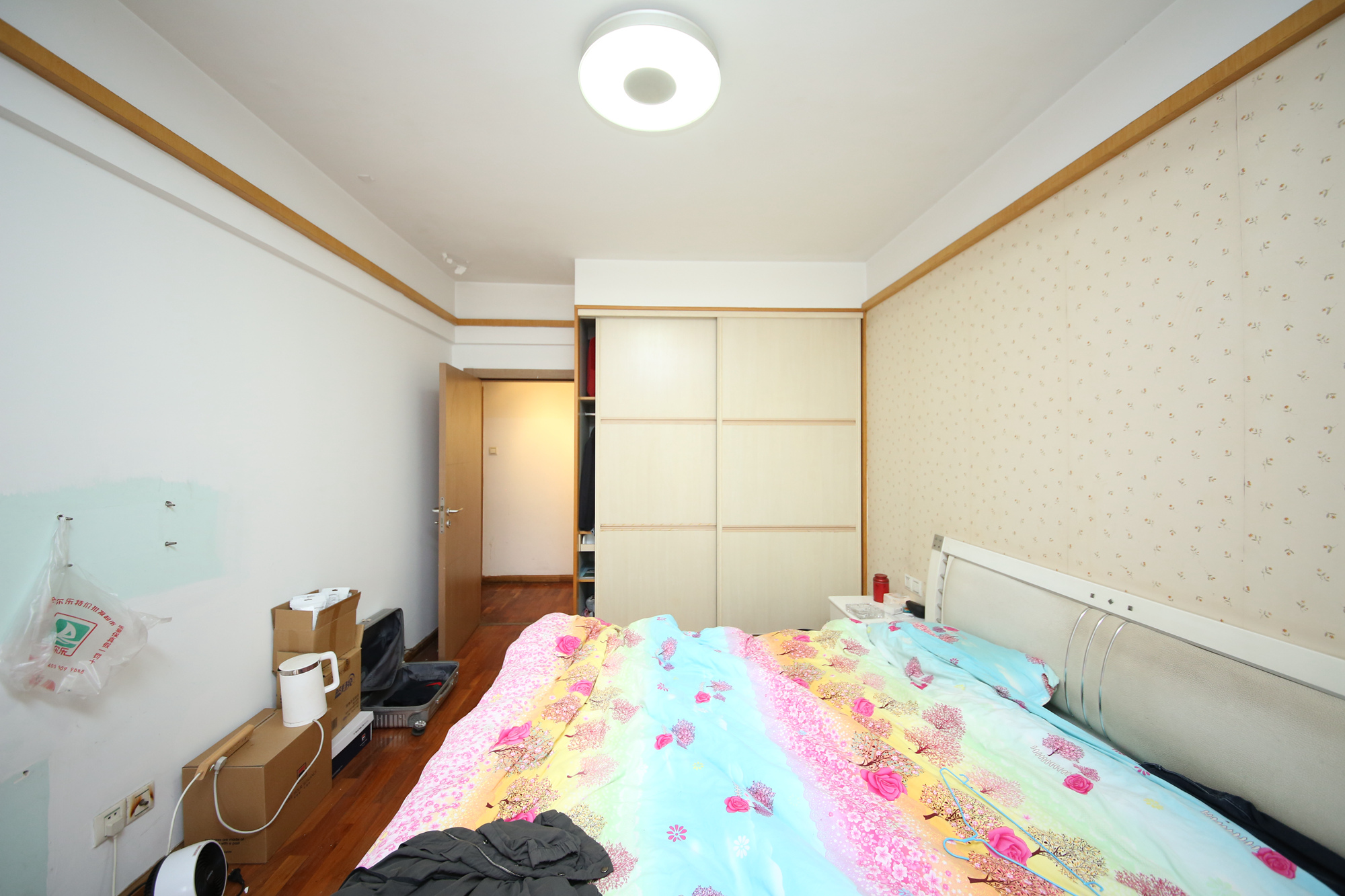 农广校单位宿舍  5室2厅2卫   112.00万客厅