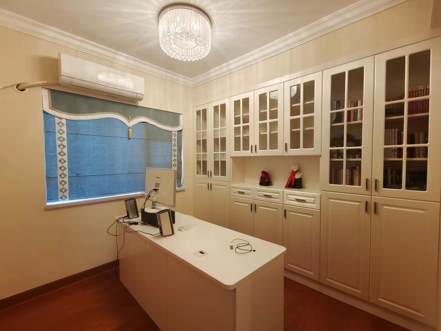 恒大华府 3室2厅2卫 100.00万 恒大华府 3室2厅2卫 100.00万室内图