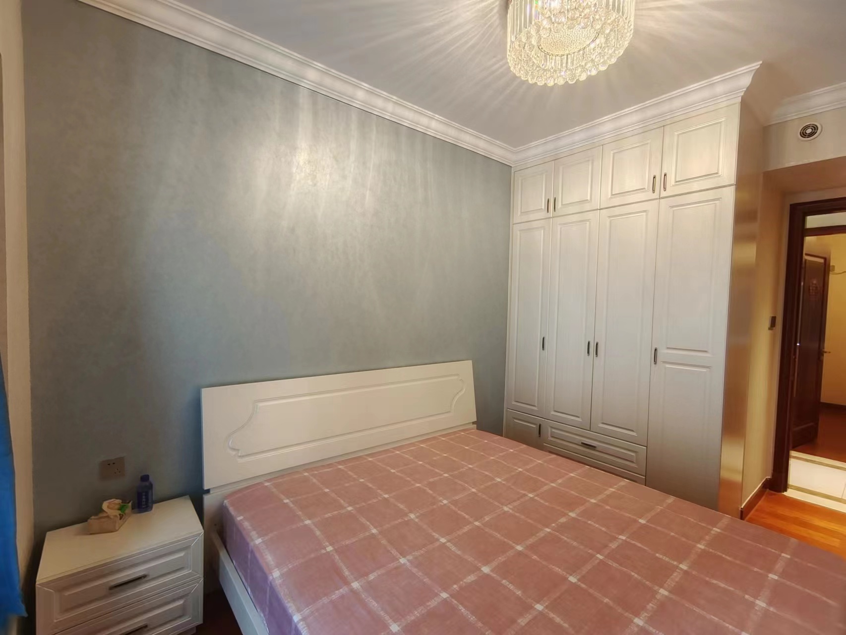 恒大华府 3室2厅2卫 100.00万 恒大华府 3室2厅2卫 100.00万室内图