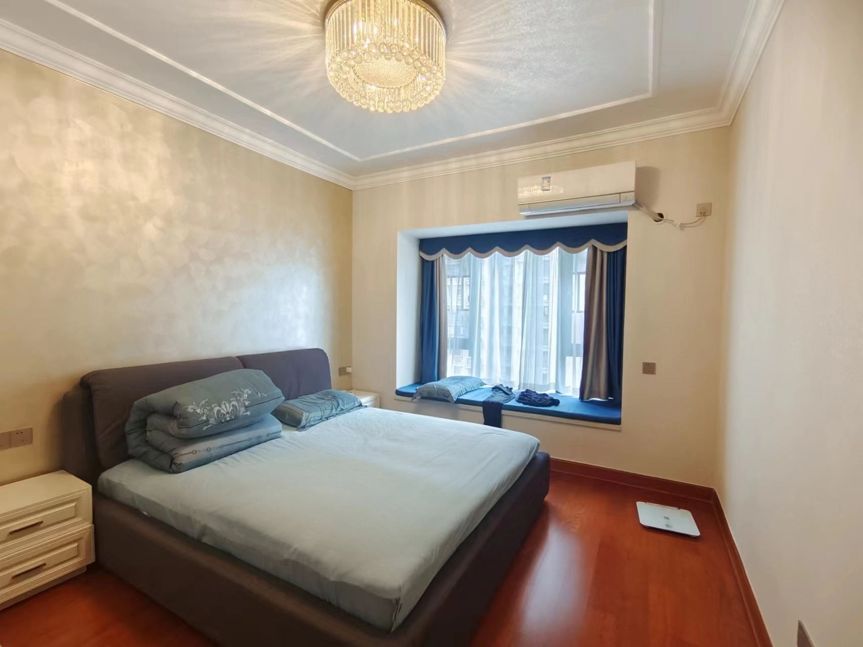 恒大华府 3室2厅2卫 100.00万 恒大华府 3室2厅2卫 100.00万室内图