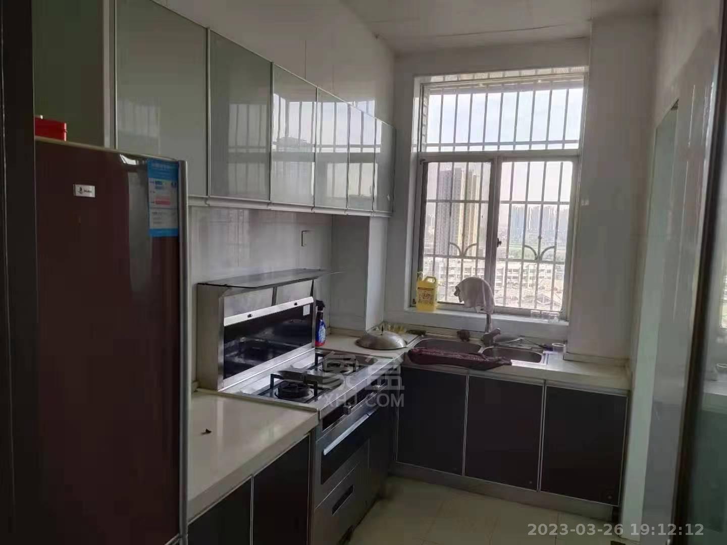 百益大厦  4室2厅2卫   2000.00元/月室内图