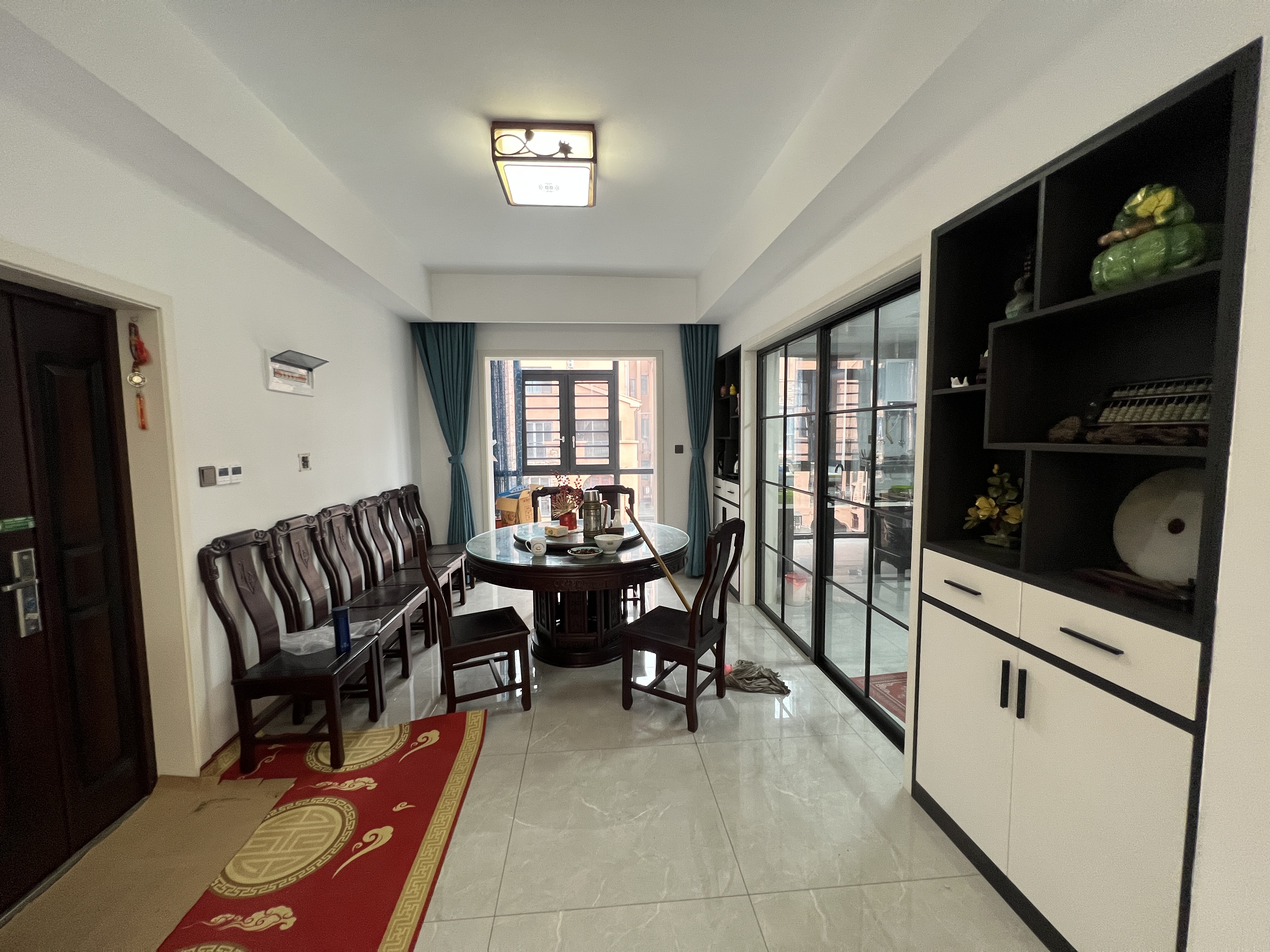 金水湾 4室2厅2卫 148.00万 金水湾 4室2厅2卫 148.00万客厅