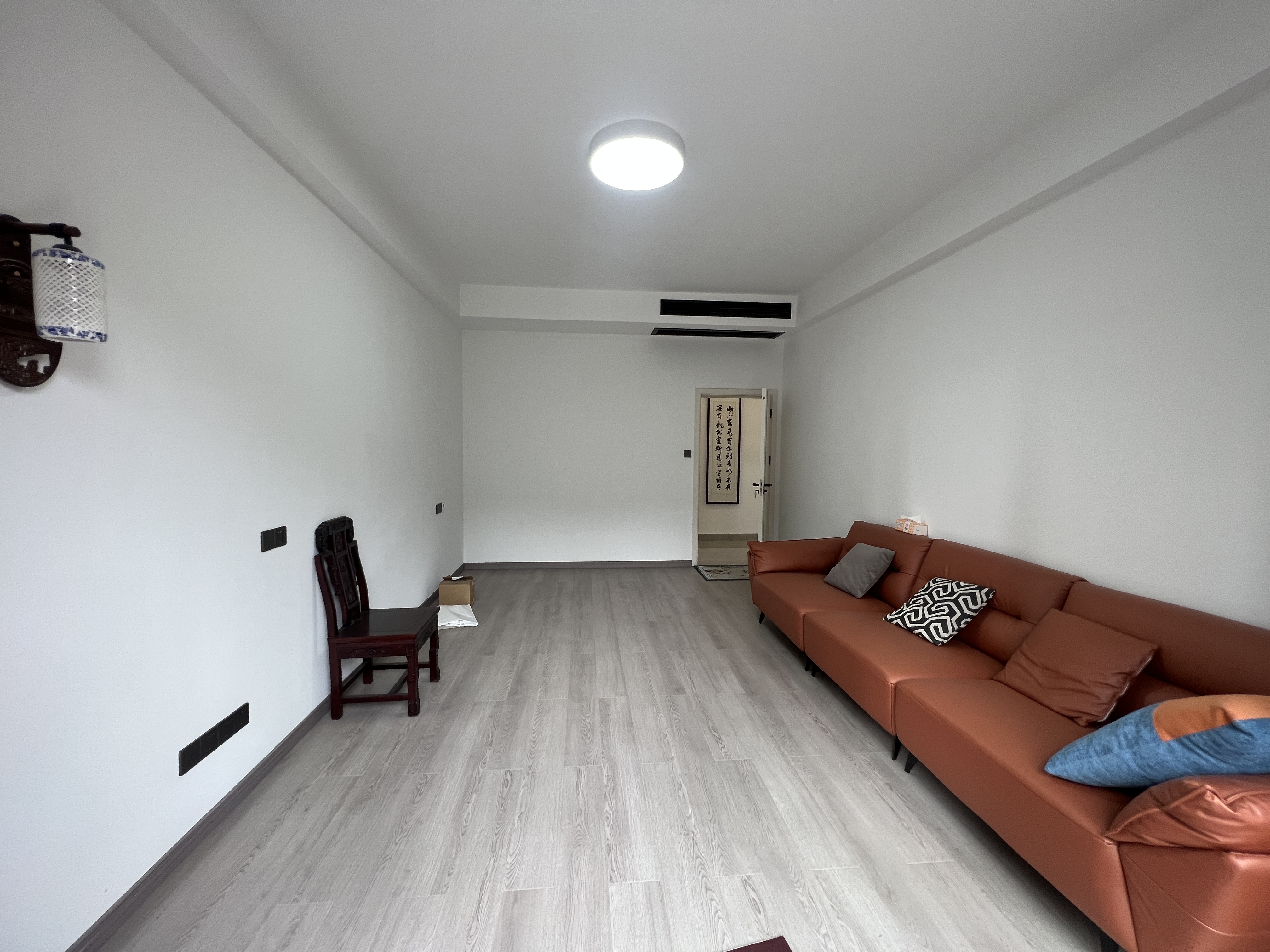 金水湾 4室2厅2卫 148.00万 金水湾 4室2厅2卫 148.00万客厅