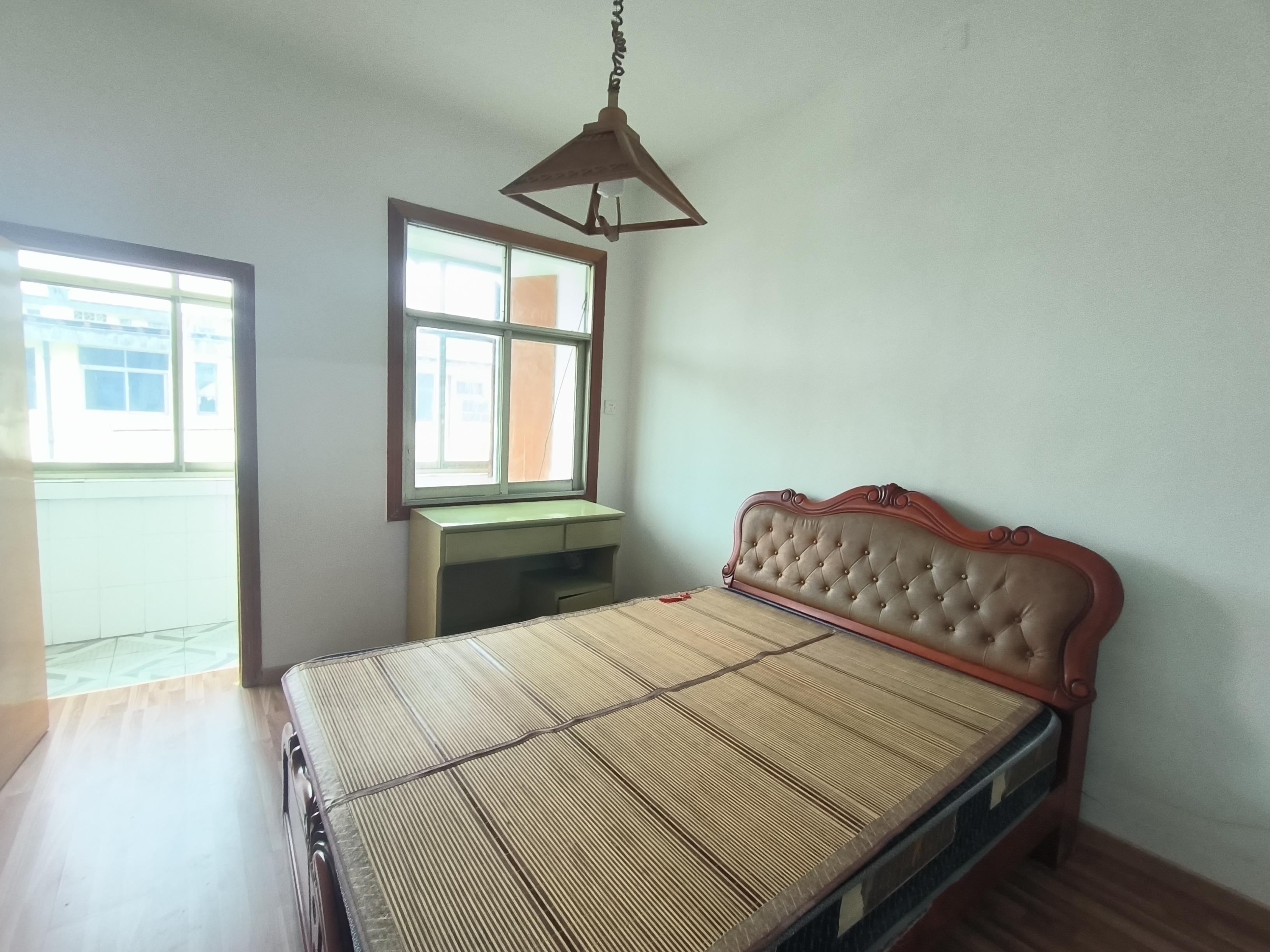 建宁新村 2室1厅1卫 20.00万 建宁新村 2室1厅1卫 20.00万室内图