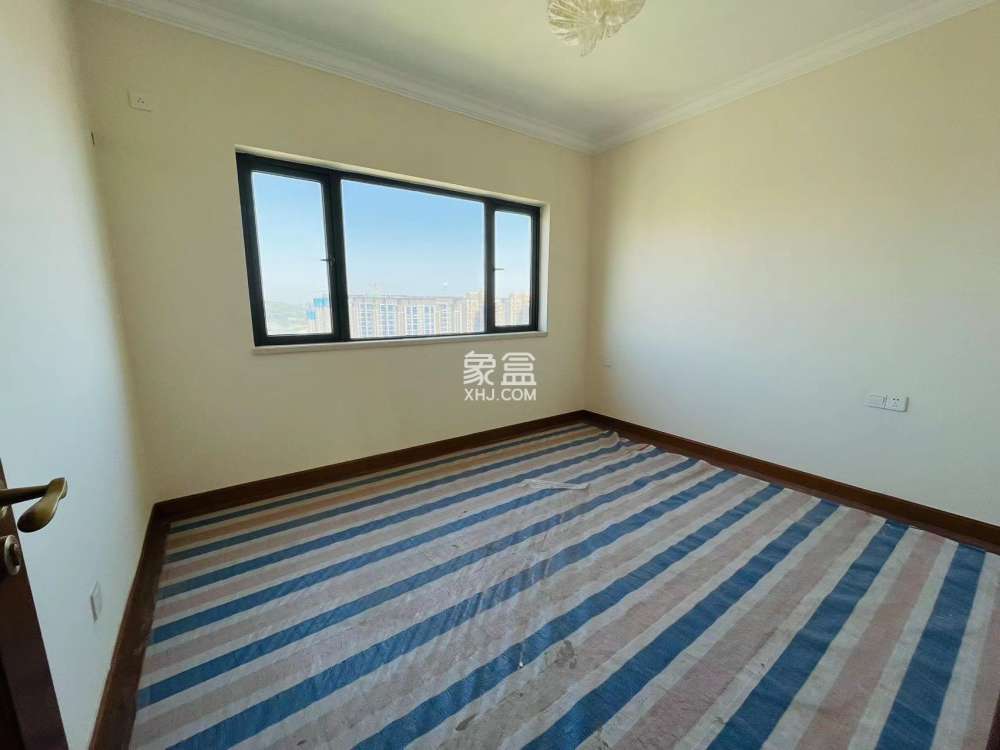 恒大华府 4室2厅2卫 160.00万 恒大华府 4室2厅2卫 160.00万室内图