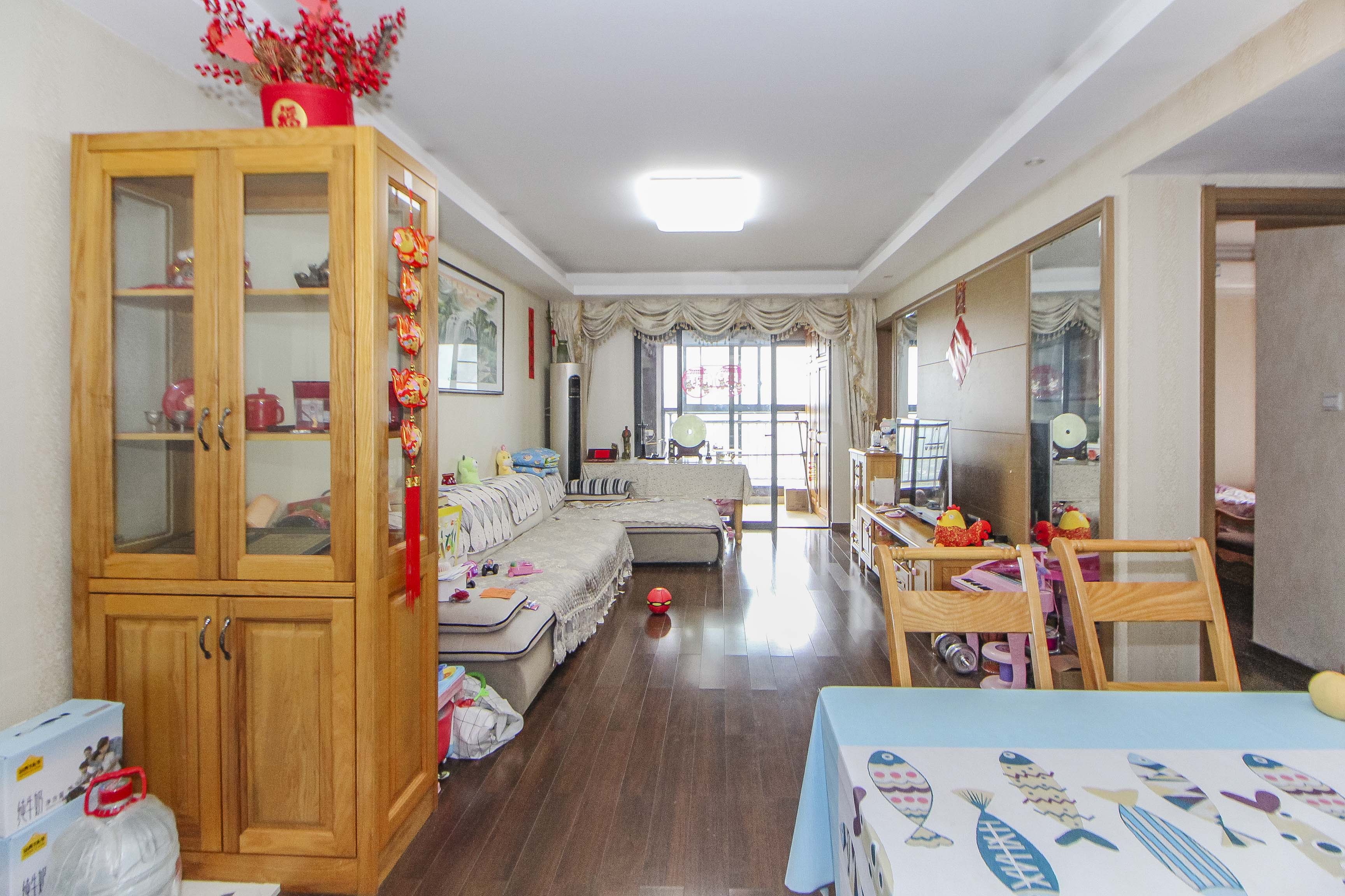 万科白鹭郡  3室2厅1卫   98.00万 万科白鹭郡  3室2厅1卫   98.00万客厅