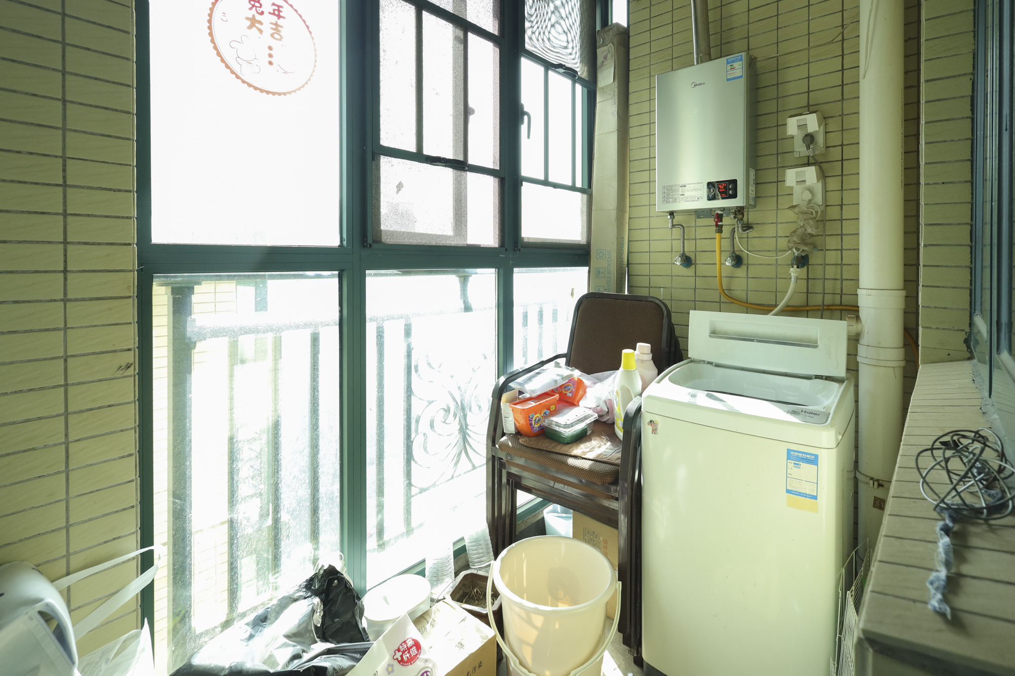 恒大御景湾  3室2厅2卫   198.00万阳台