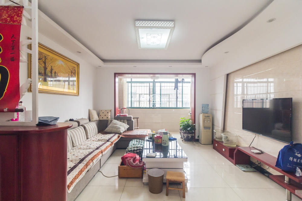 东岸锦城(东方人家)  5室2厅1卫    89.0万