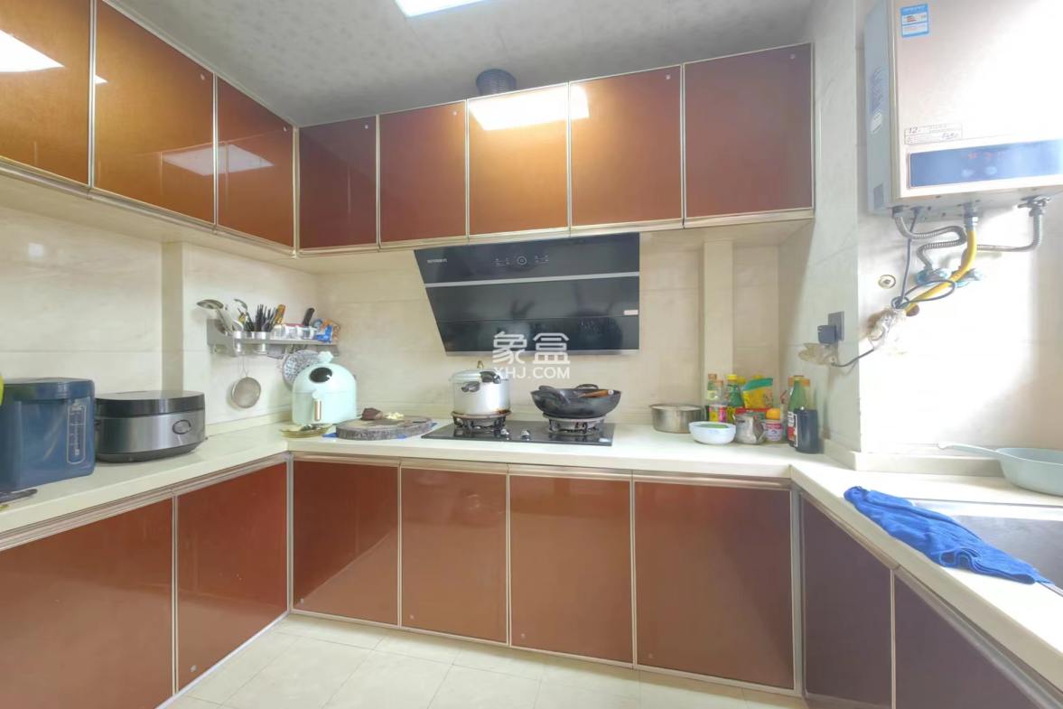 翠谷城 4室2厅2卫 112.0万 翠谷城 4室2厅2卫 112.0万室内图