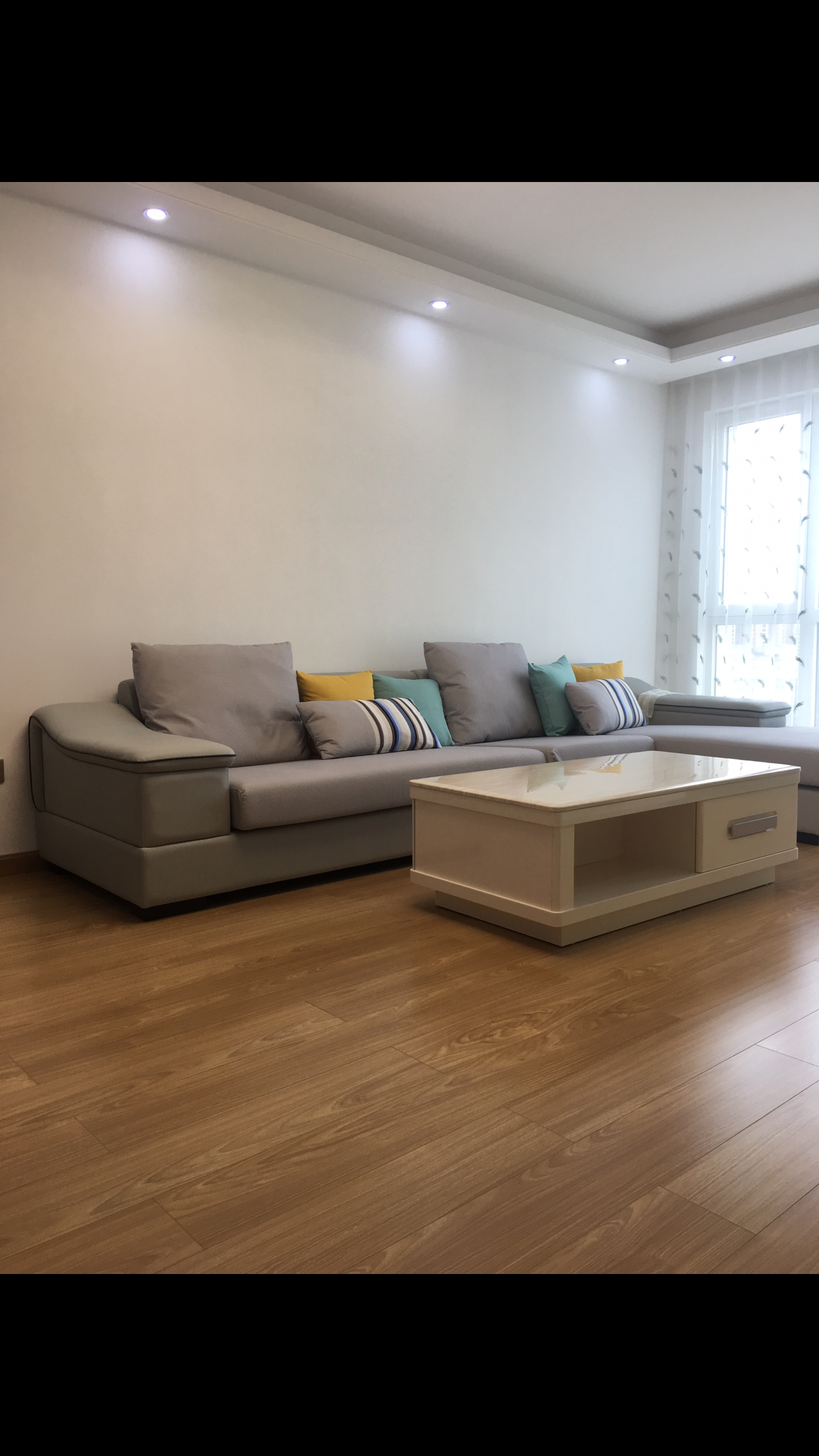 万达湖公馆 2室2厅1卫 2200.00元/月 万达湖公馆 2室2厅1卫 2200.00元/月室内图