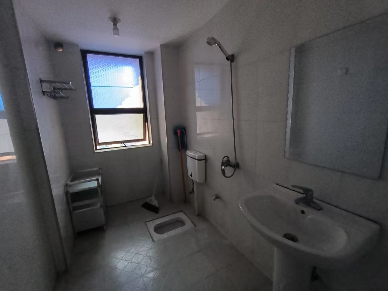 水岸花城(翠堤湾) 3室2厅1卫 41.00万 水岸花城(翠堤湾) 3室2厅1卫 41.00万室内图