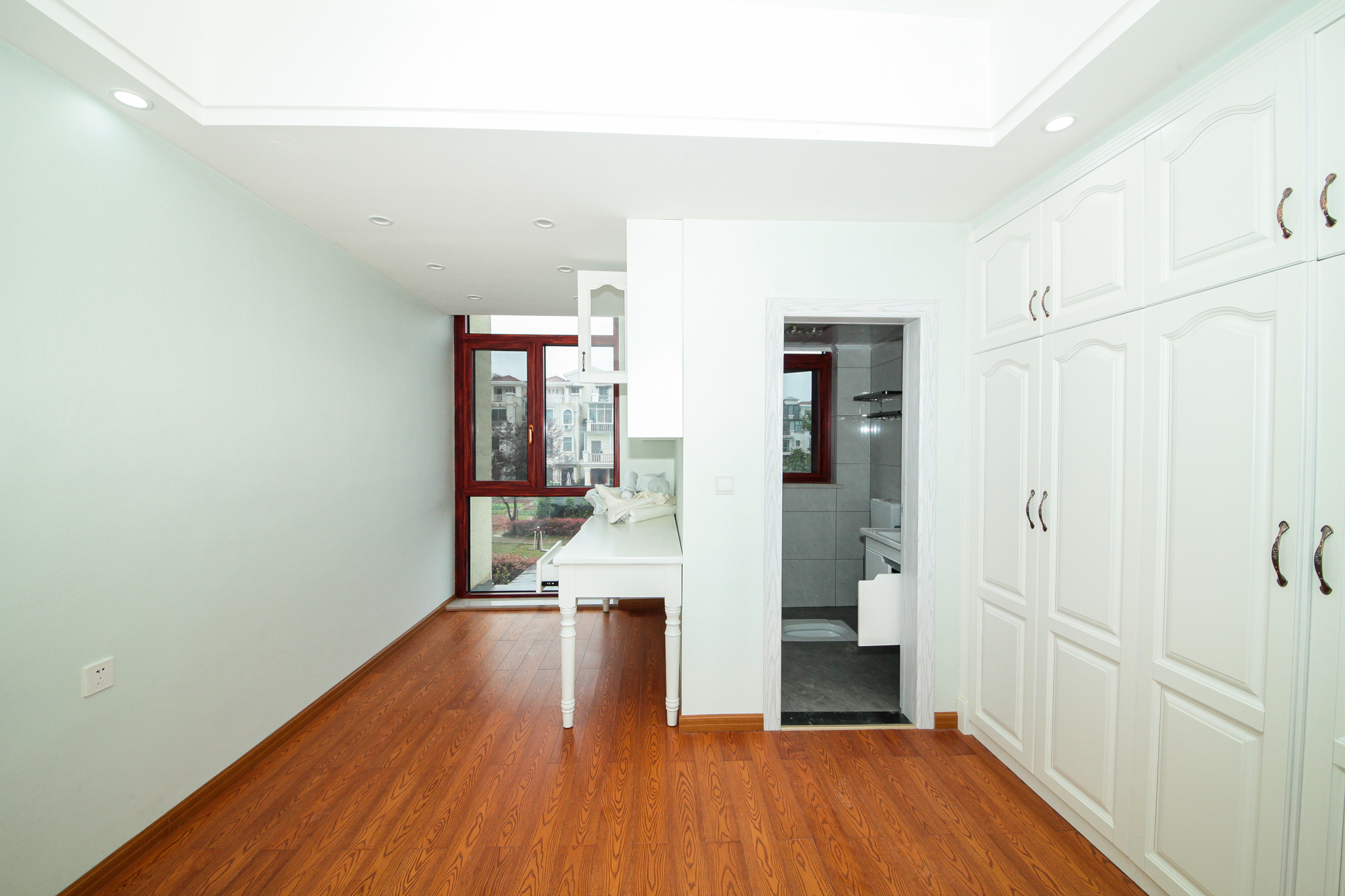 碧桂园威尼斯城  4室2厅1卫   398.00万 碧桂园威尼斯城  4室2厅1卫   398.00万卧室