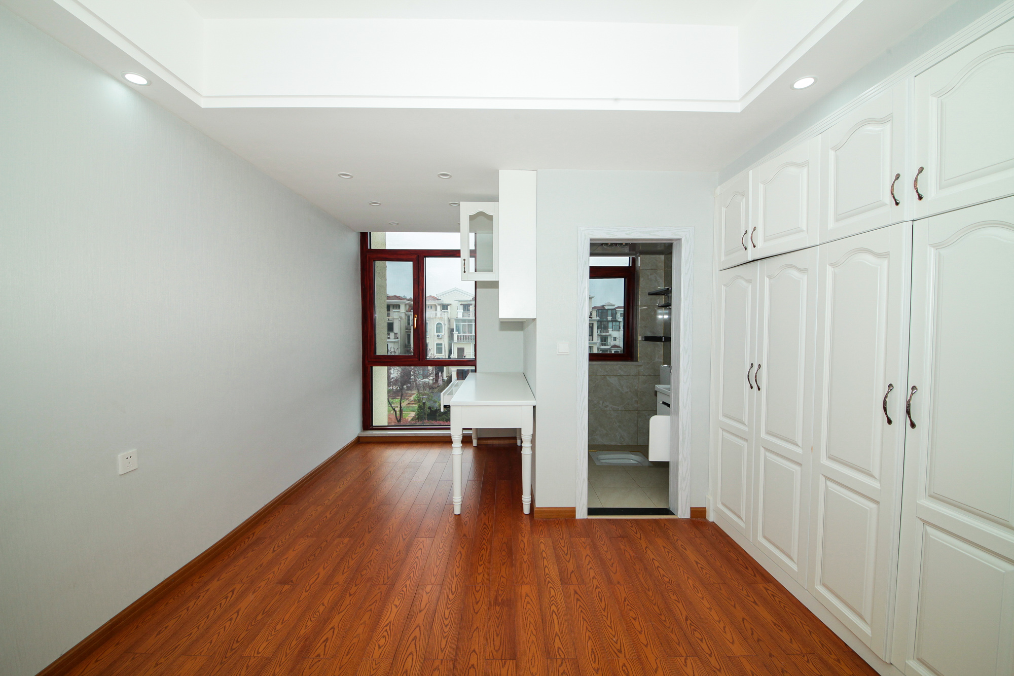 碧桂园威尼斯城  4室2厅1卫   398.00万 碧桂园威尼斯城  4室2厅1卫   398.00万卧室