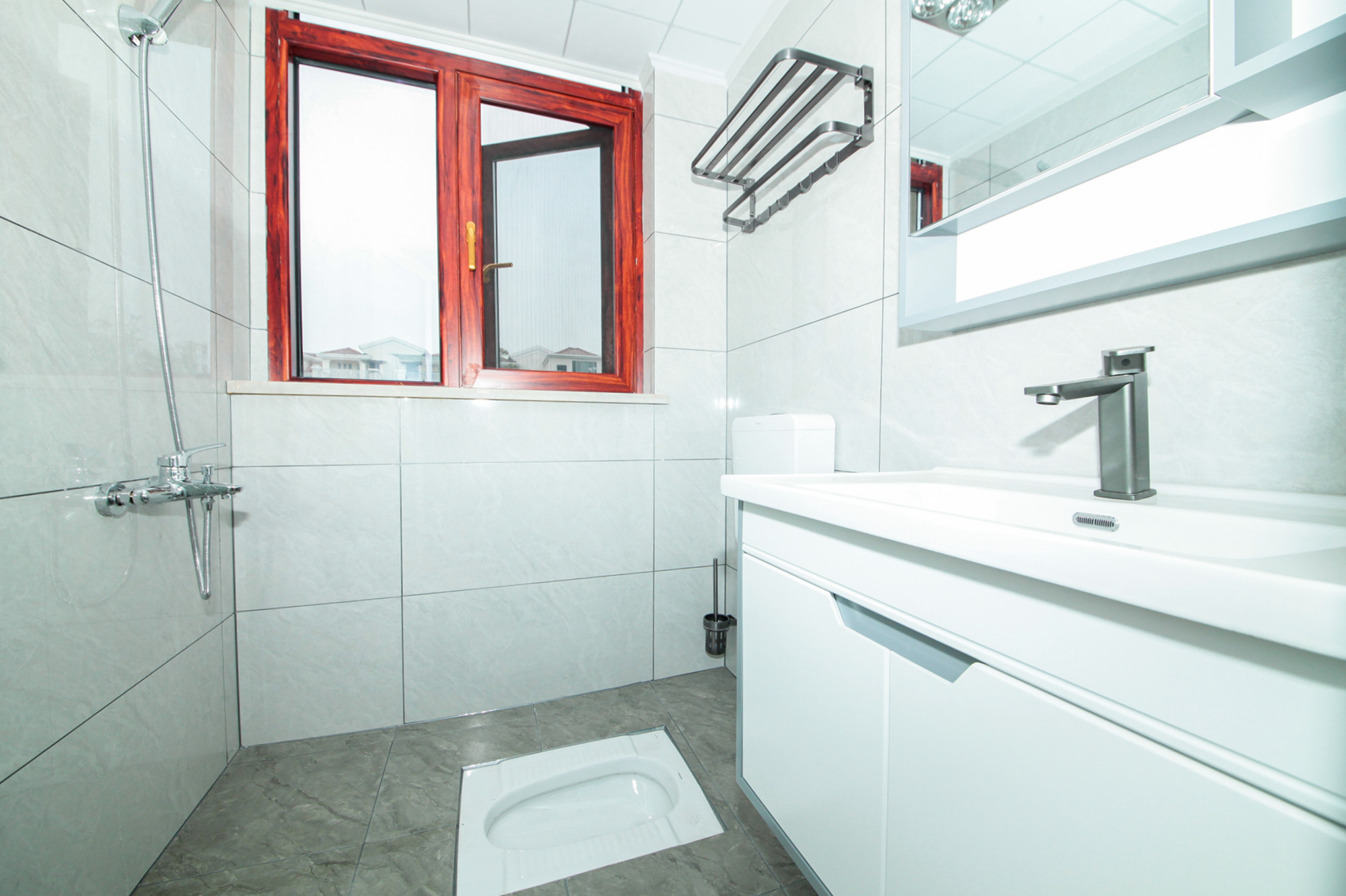 碧桂园威尼斯城  4室2厅1卫   398.00万 碧桂园威尼斯城  4室2厅1卫   398.00万卧室