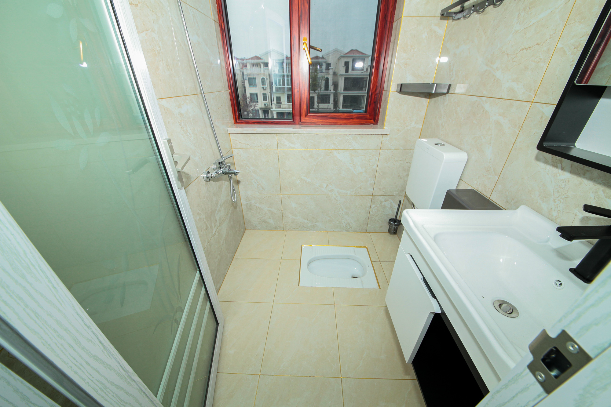 碧桂园威尼斯城  4室2厅1卫   398.00万 碧桂园威尼斯城  4室2厅1卫   398.00万卧室