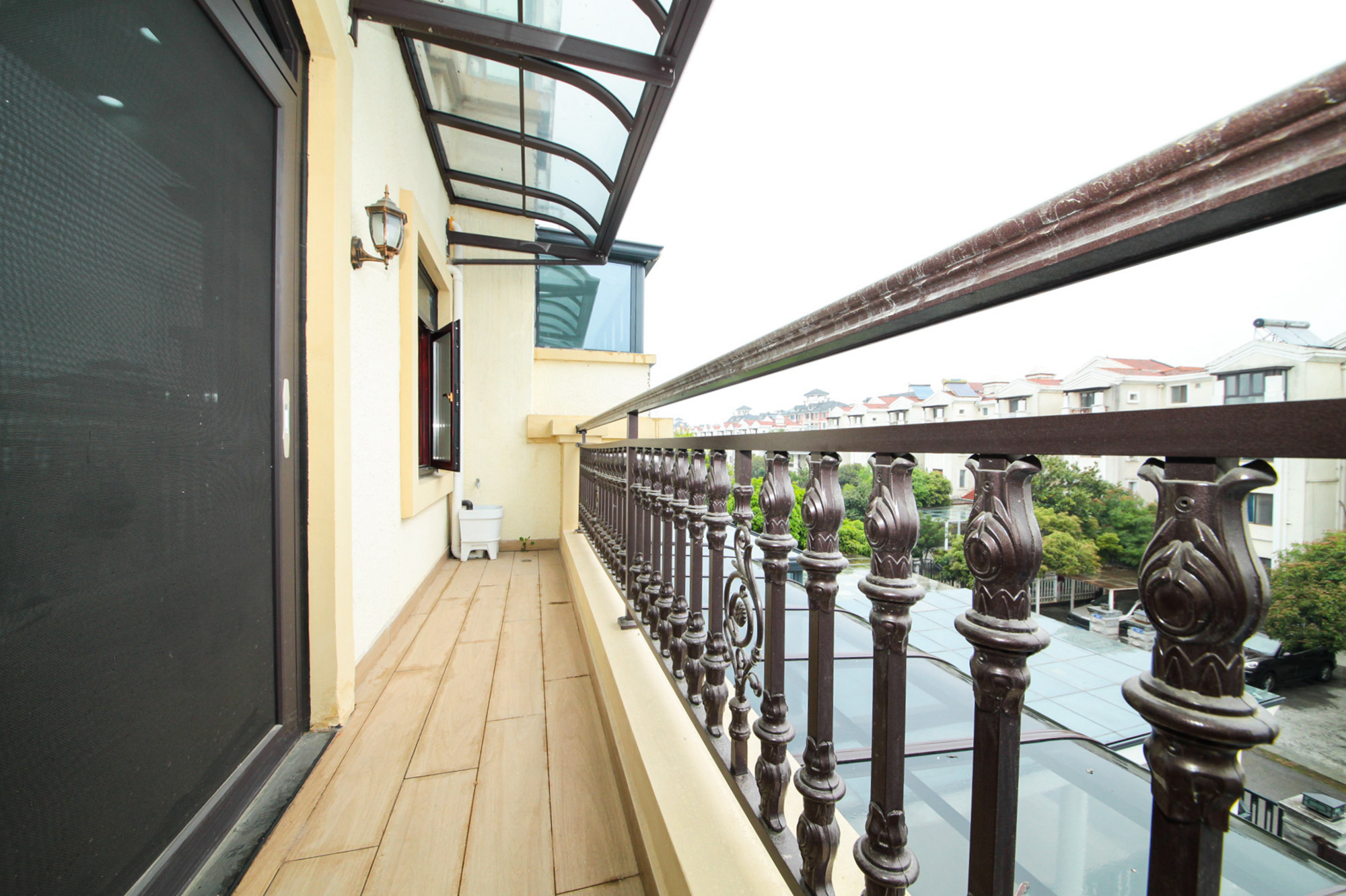 碧桂园威尼斯城  4室2厅1卫   398.00万 碧桂园威尼斯城  4室2厅1卫   398.00万阳台