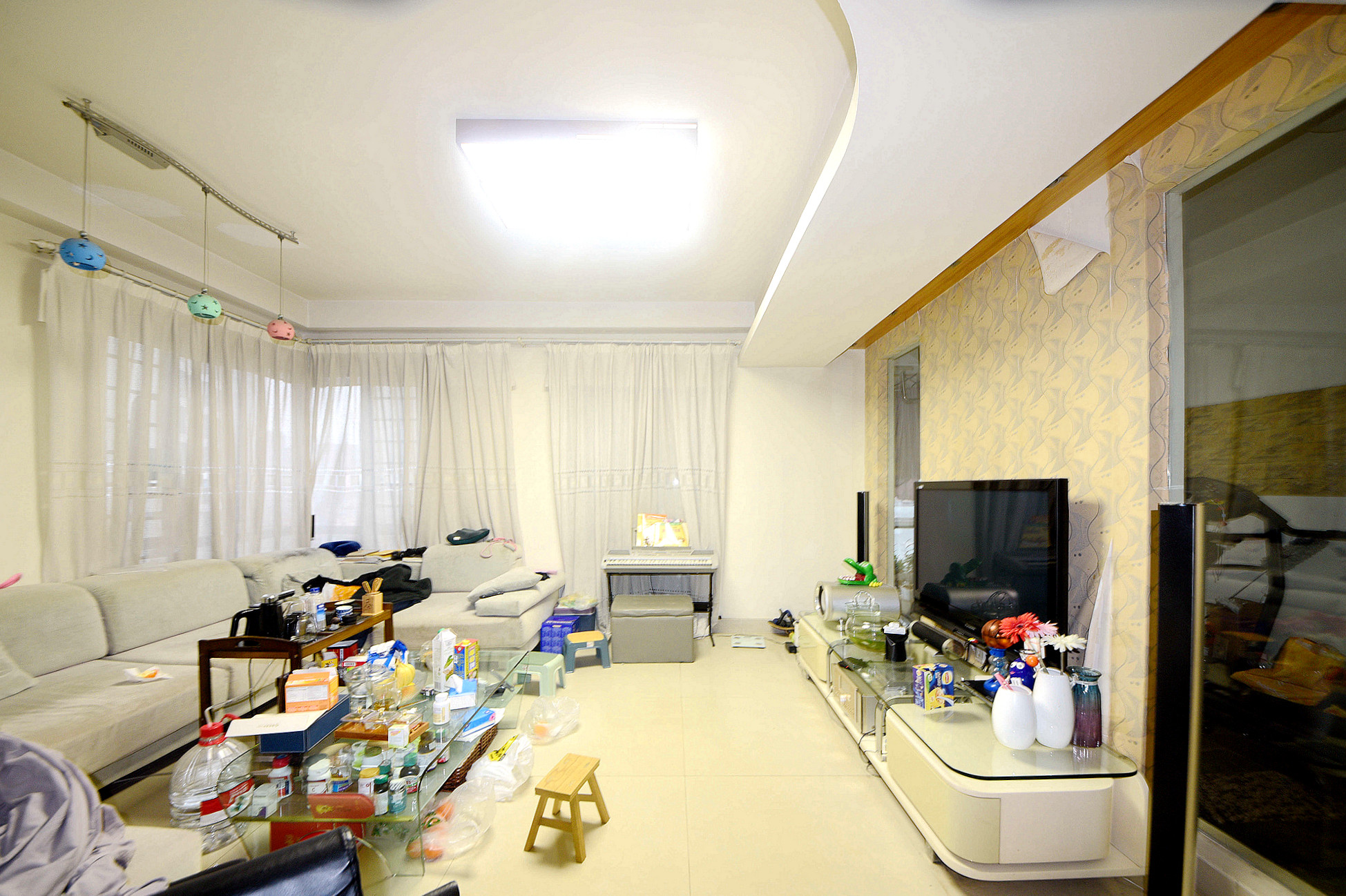 华菱蓝调国际（华菱.香墅美地）  3室2厅2卫   119.00万客厅