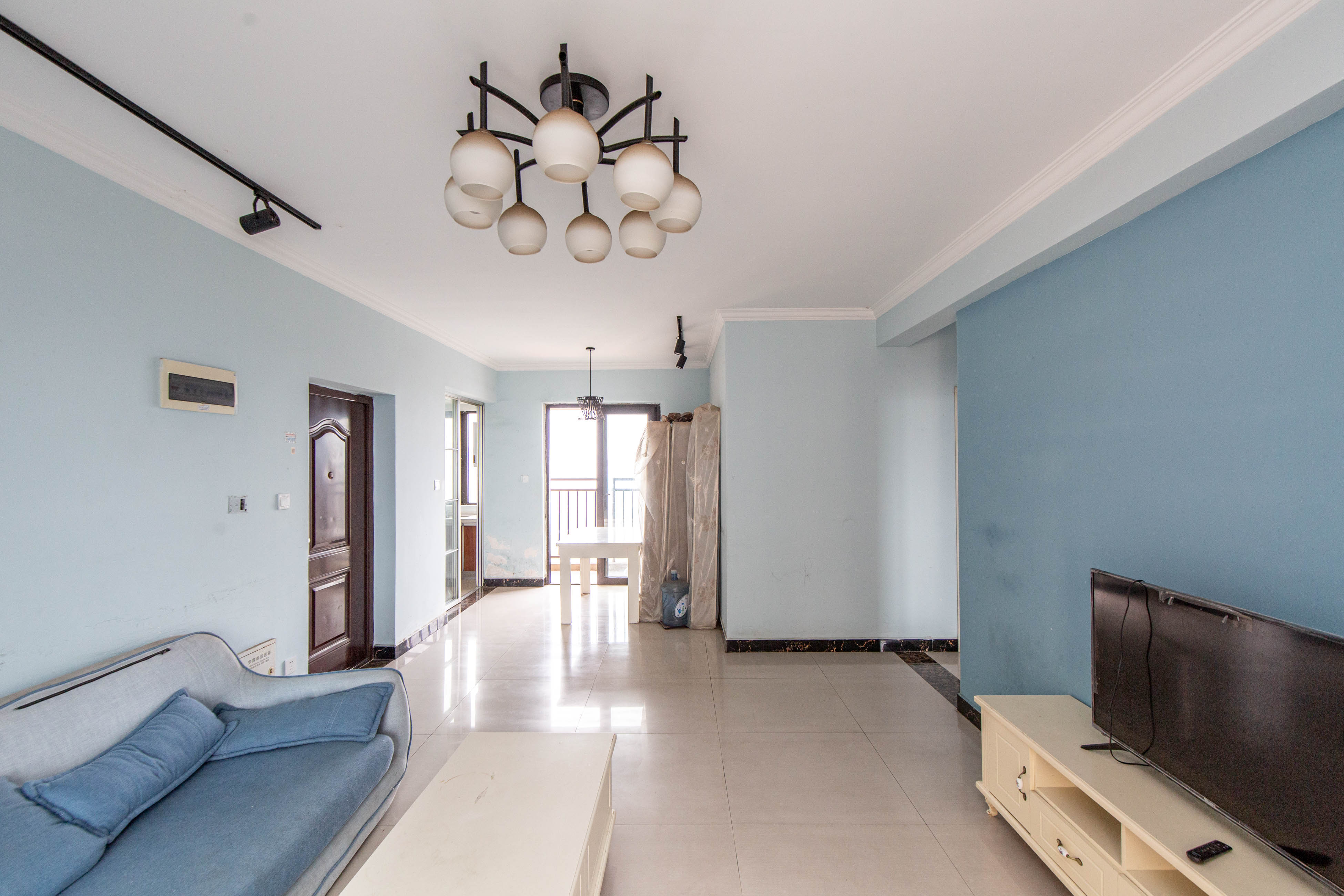 旭辉香樟公馆  4室2厅2卫    148.0万客厅