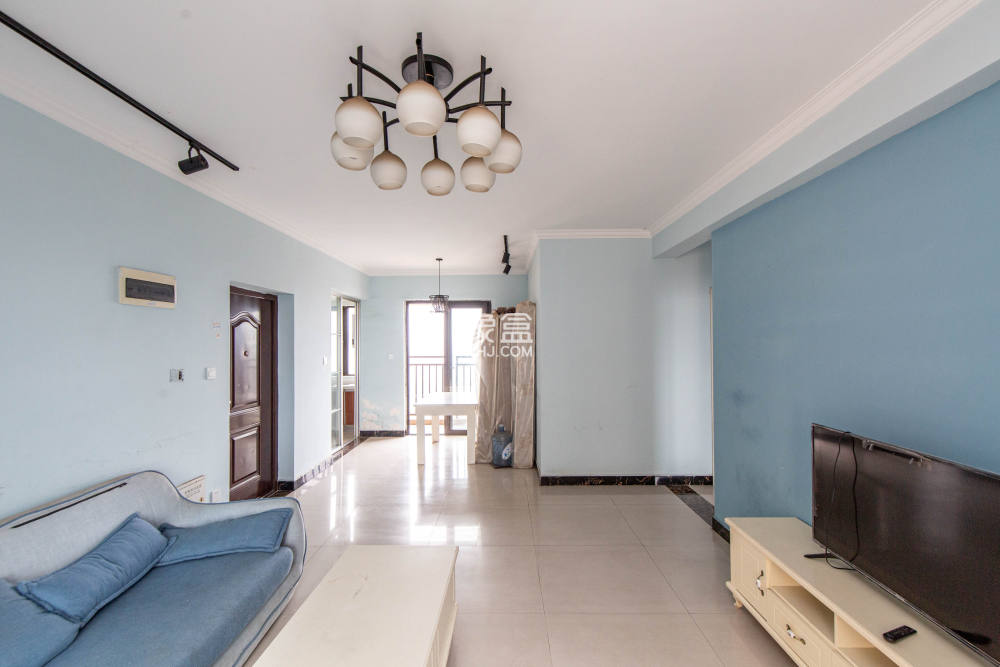 旭辉香樟公馆 4室2厅2卫 148.0万