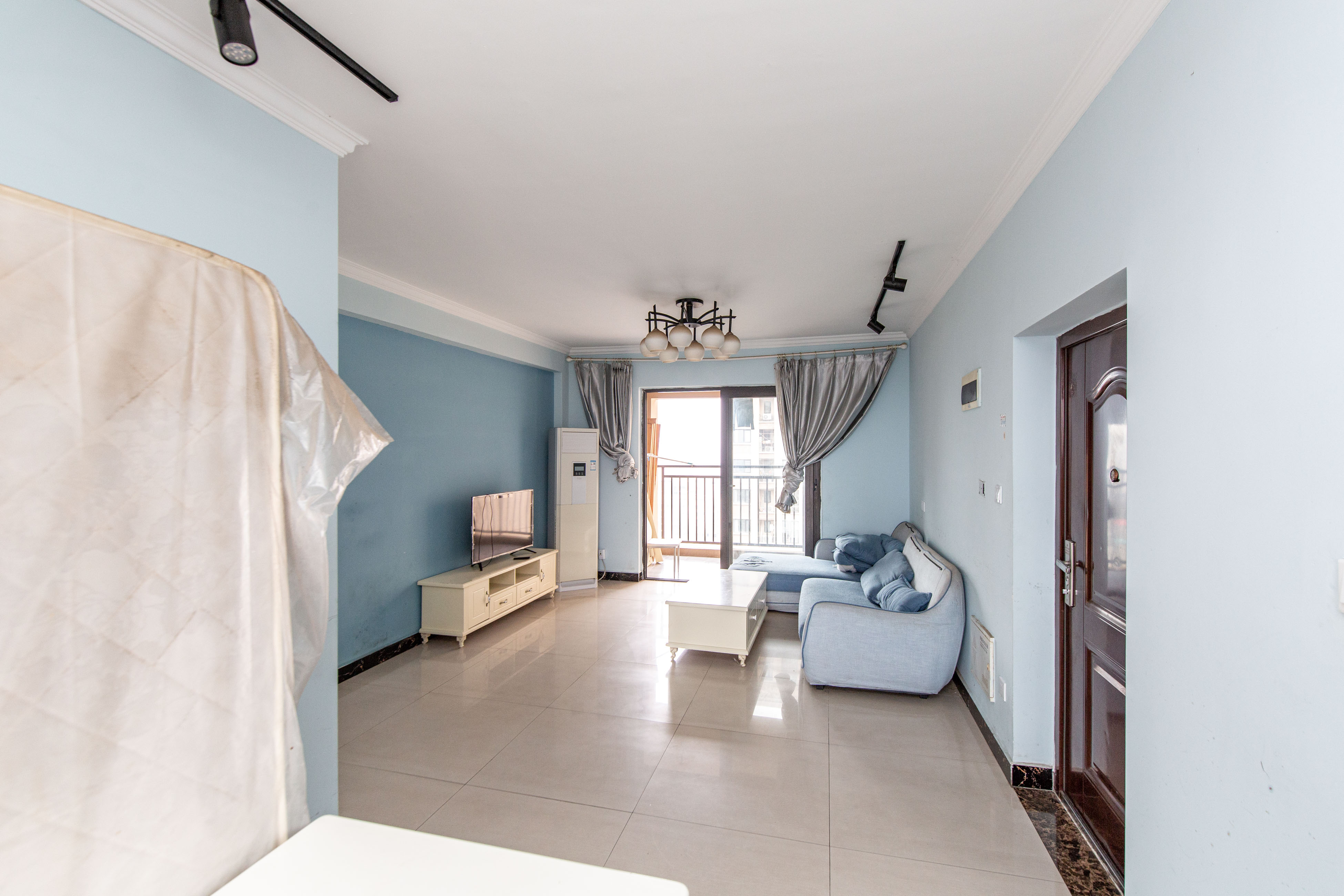 旭辉香樟公馆  4室2厅2卫    148.0万客厅