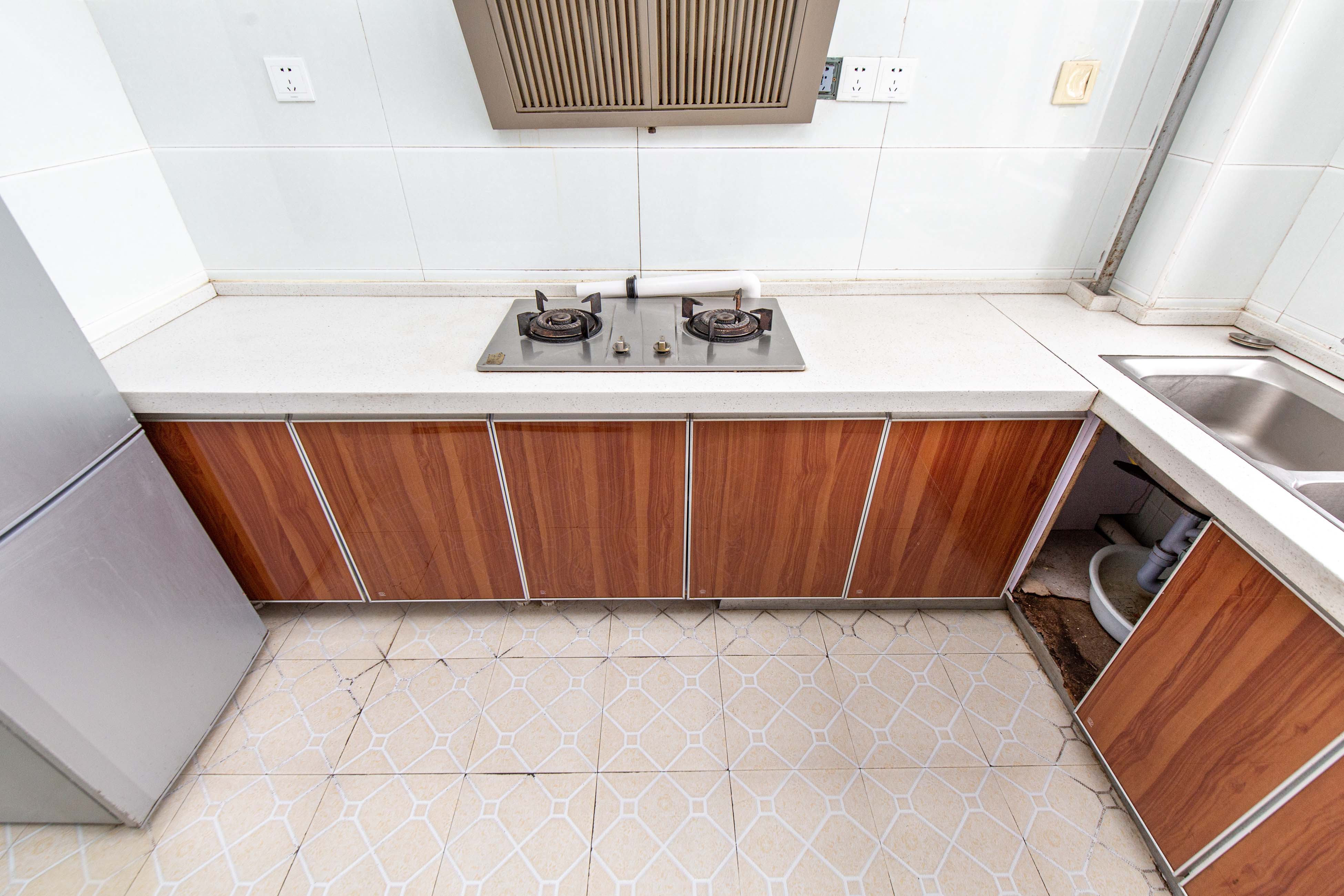 旭辉香樟公馆  4室2厅2卫    148.0万厨房