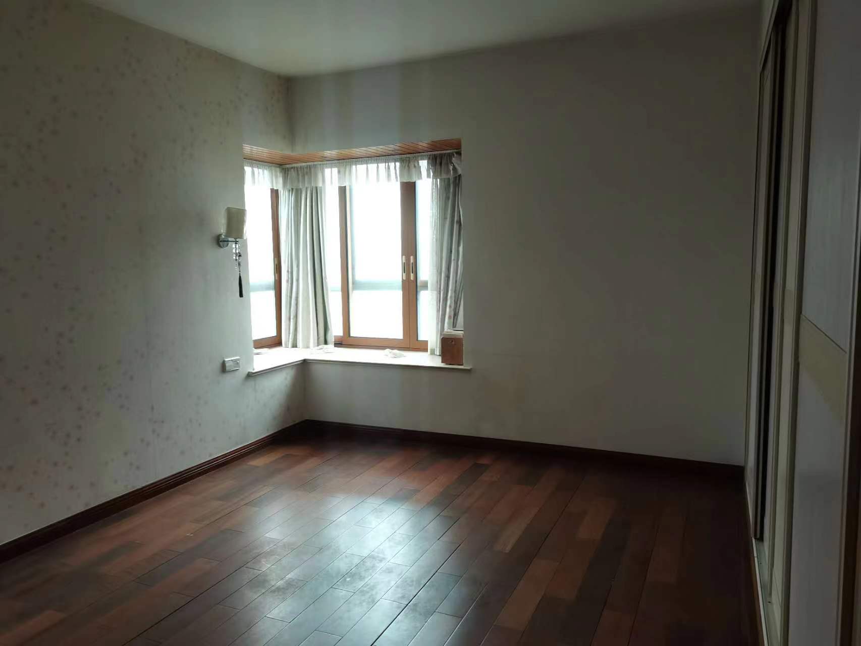 科艺花园  4室2厅2卫   92.00万 科艺花园  4室2厅2卫   92.00万室内图