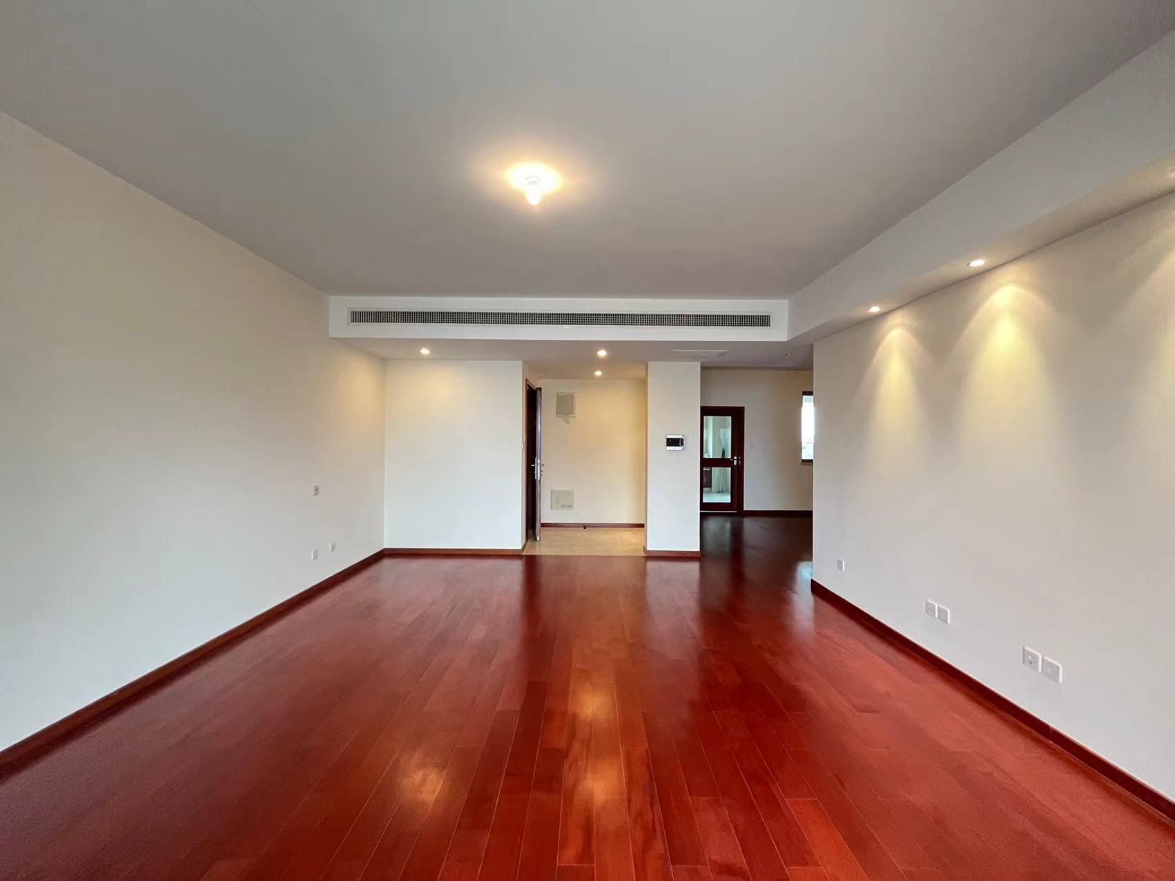 晋合湘水湾一期 0室0厅0卫 268.0万 晋合湘水湾一期 0室0厅0卫 268.0万室内图