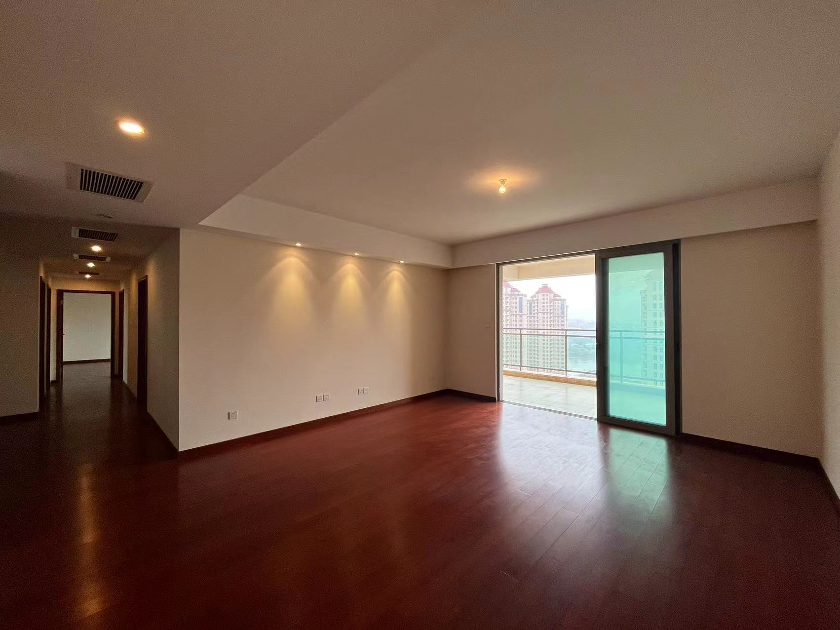 晋合湘水湾一期 0室0厅0卫 268.0万 晋合湘水湾一期 0室0厅0卫 268.0万室内图