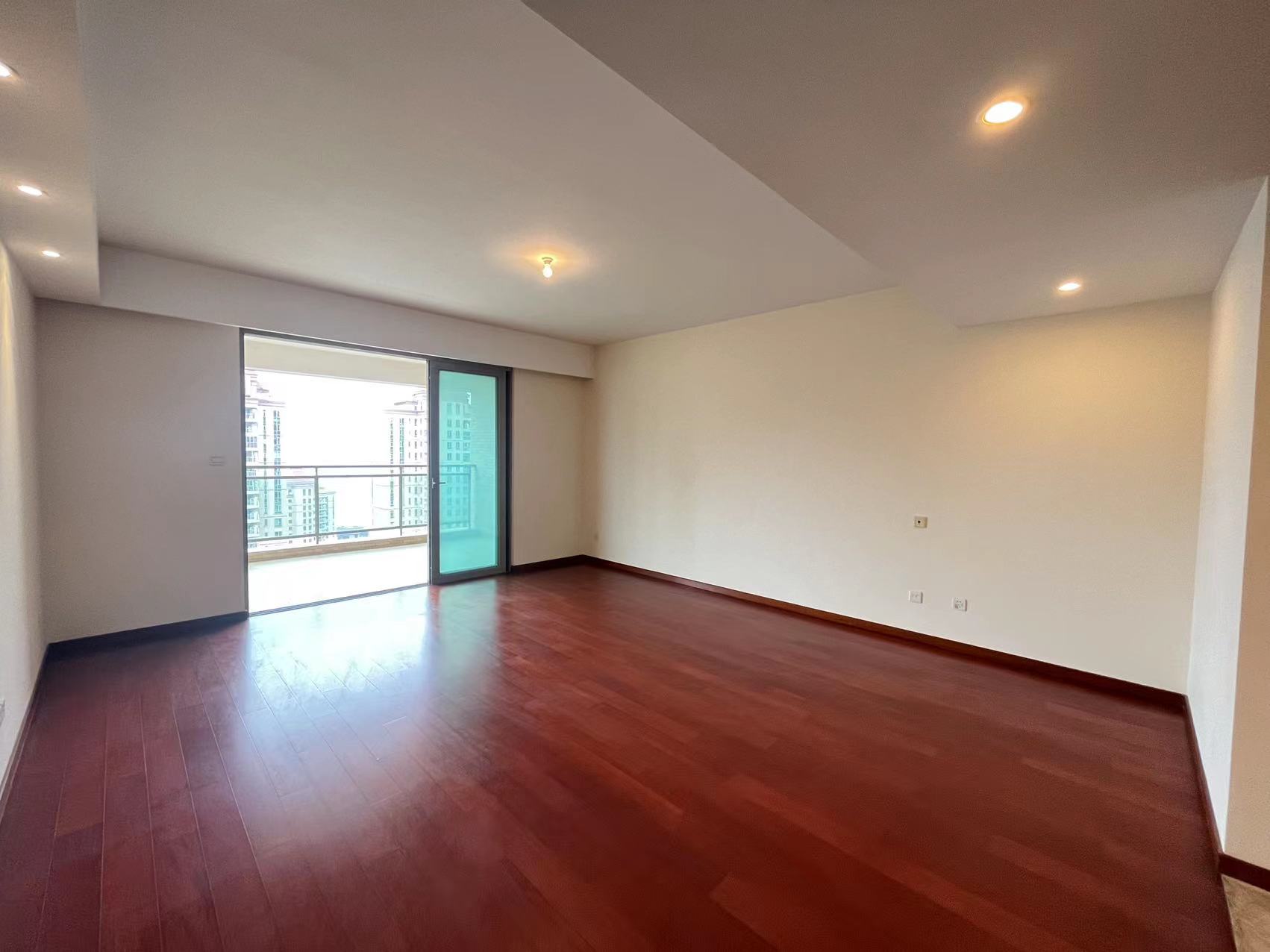 晋合湘水湾一期 0室0厅0卫 268.0万 晋合湘水湾一期 0室0厅0卫 268.0万室内图