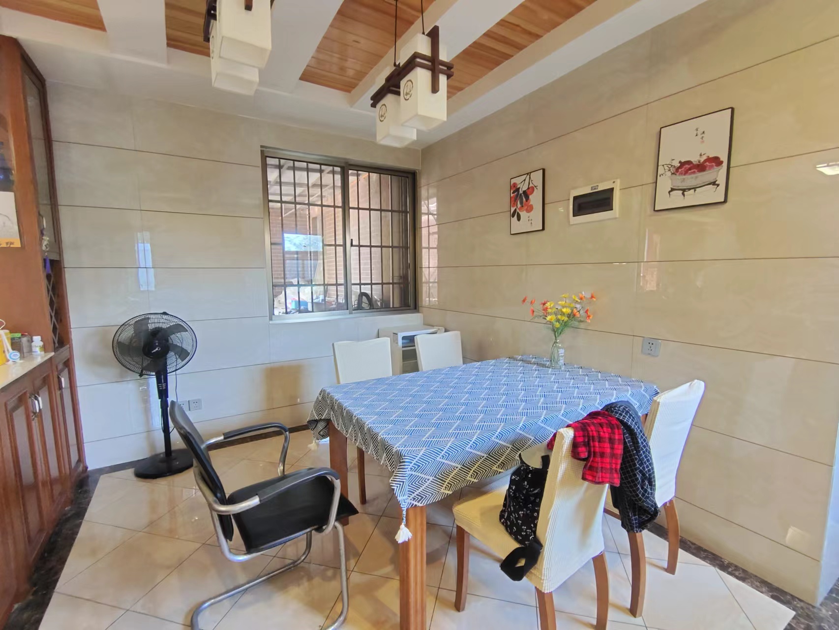 湘银星城  3室2厅2卫   105.00万 湘银星城  3室2厅2卫   105.00万室内图