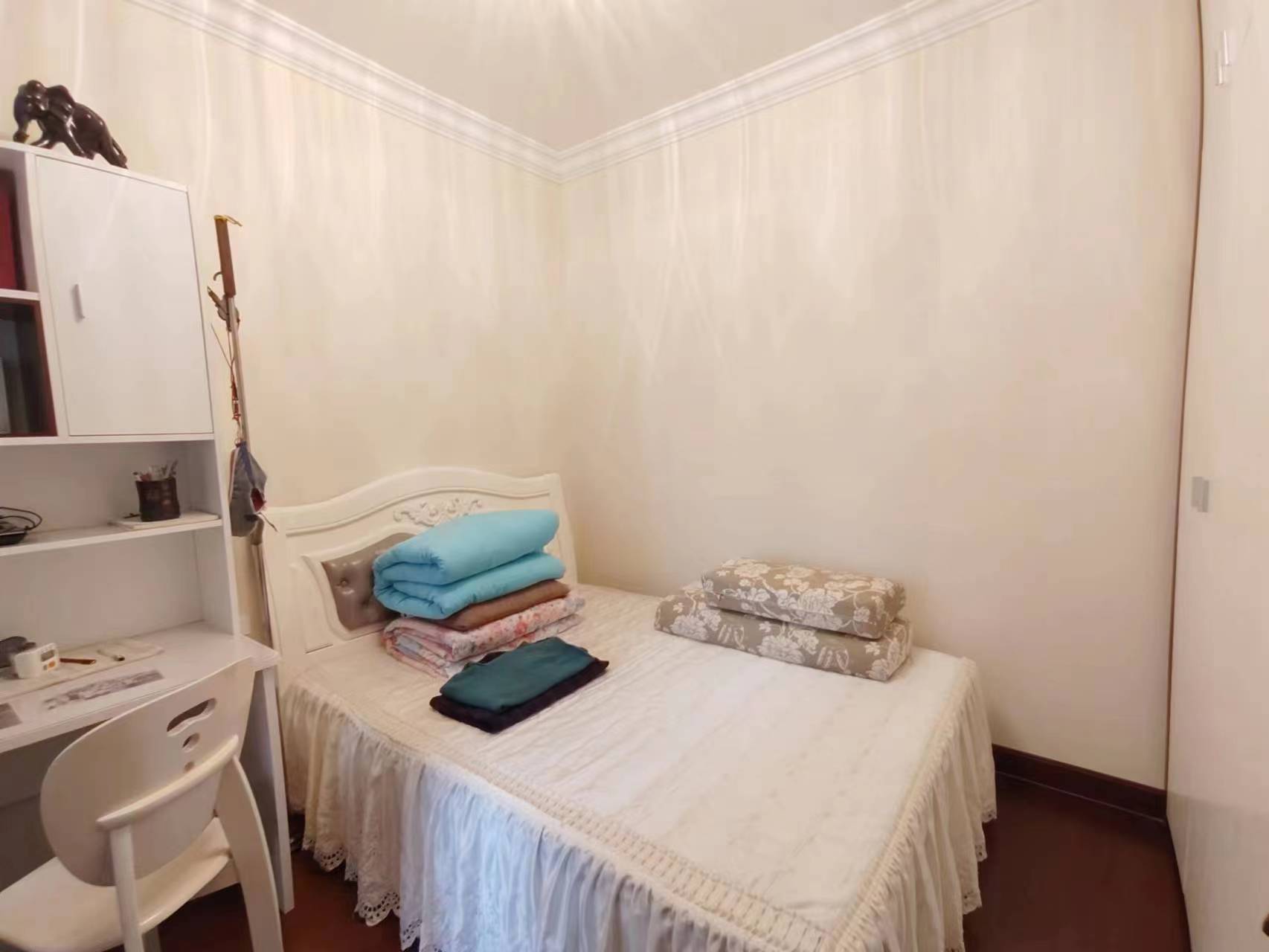 恒大华府 2室2厅1卫 71.00万 恒大华府 2室2厅1卫 71.00万室内图