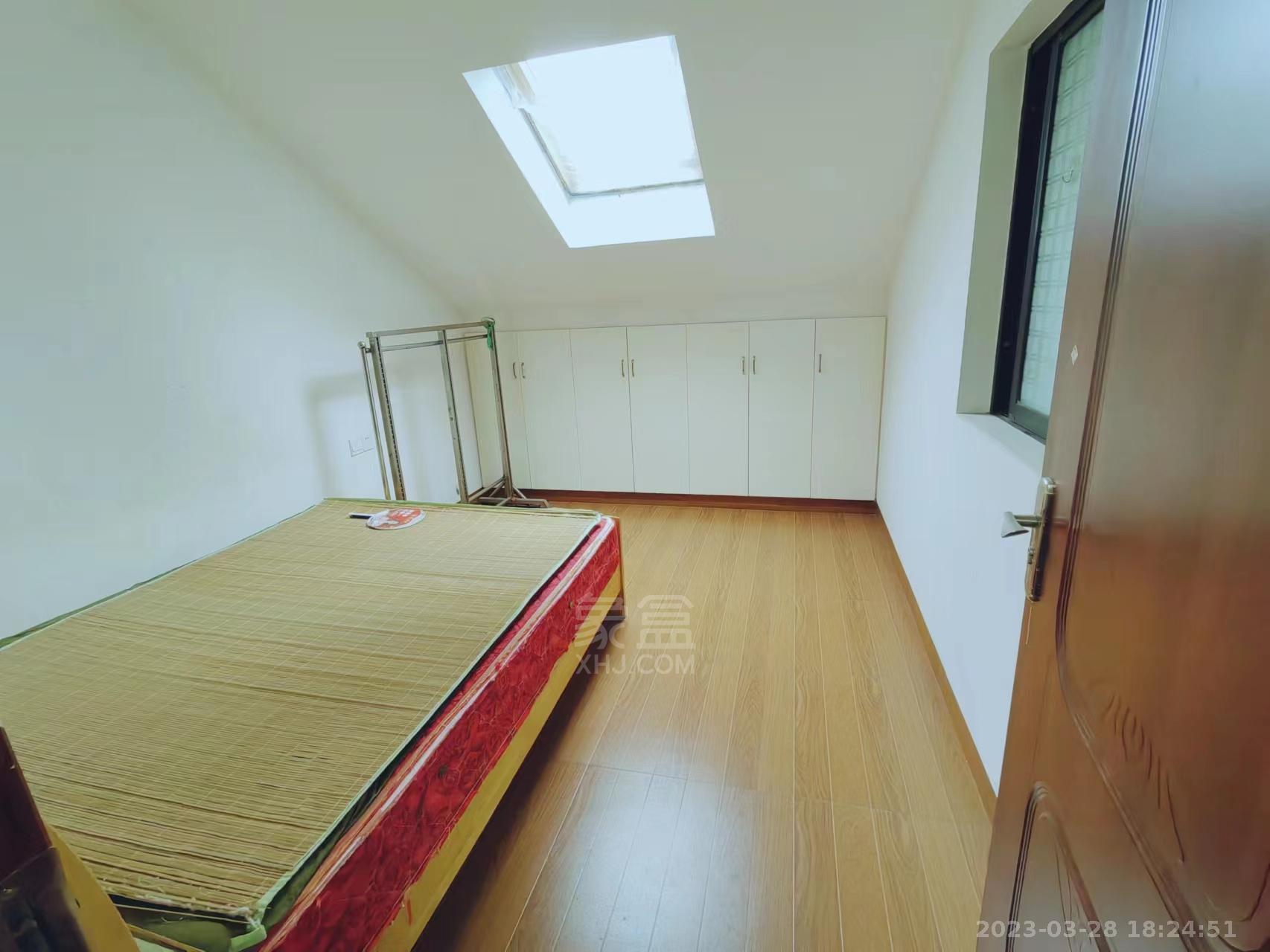 御景东方  3室1厅1卫   1000.00元/月室内图