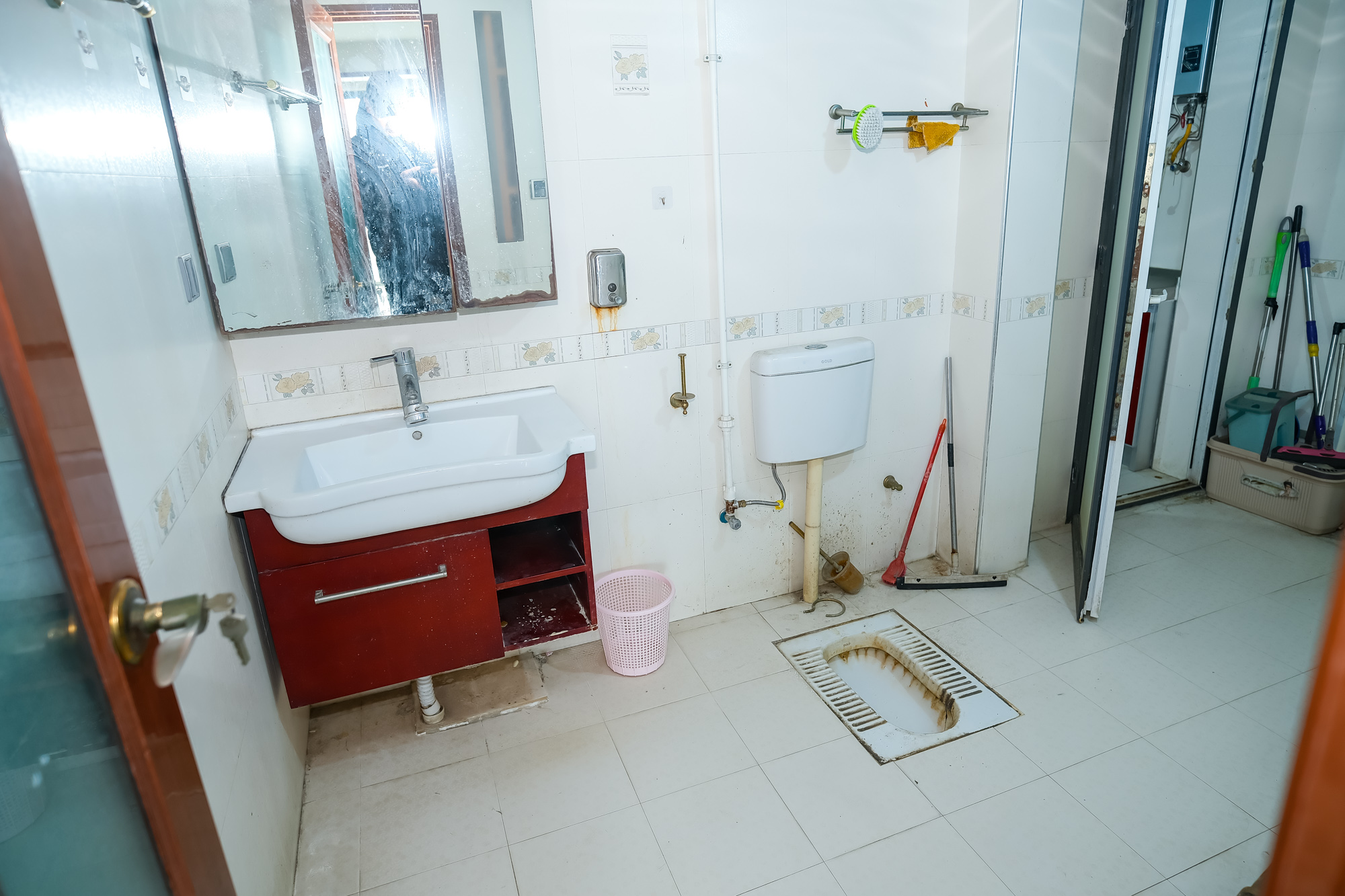 香槟小镇(香槟花苑）  2室2厅1卫   55.00万卫生间