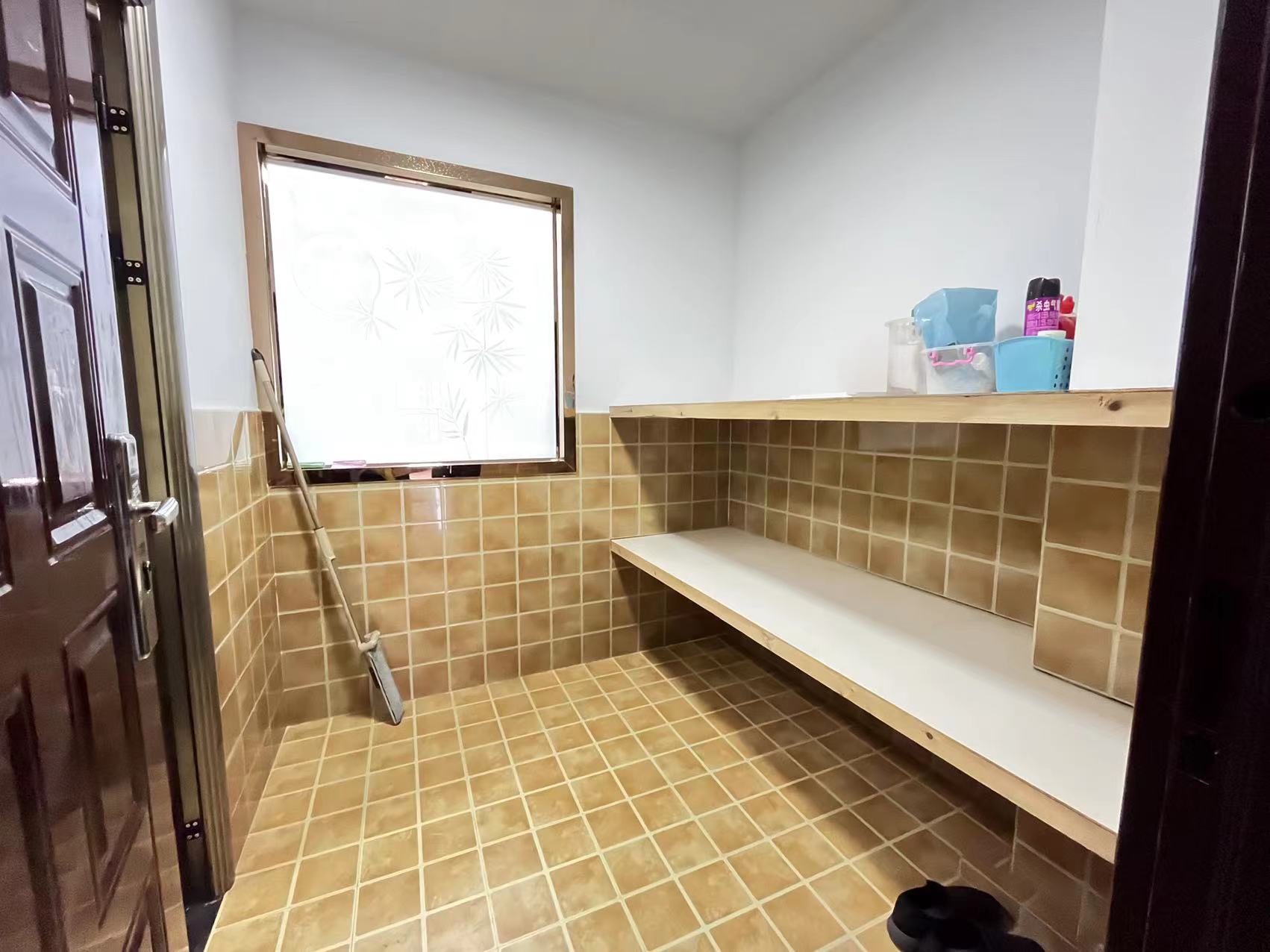 凯旋名门人民中路1006号 2室1厅1卫 43.00万 凯旋名门人民中路1006号 2室1厅1卫 43.00万室内图