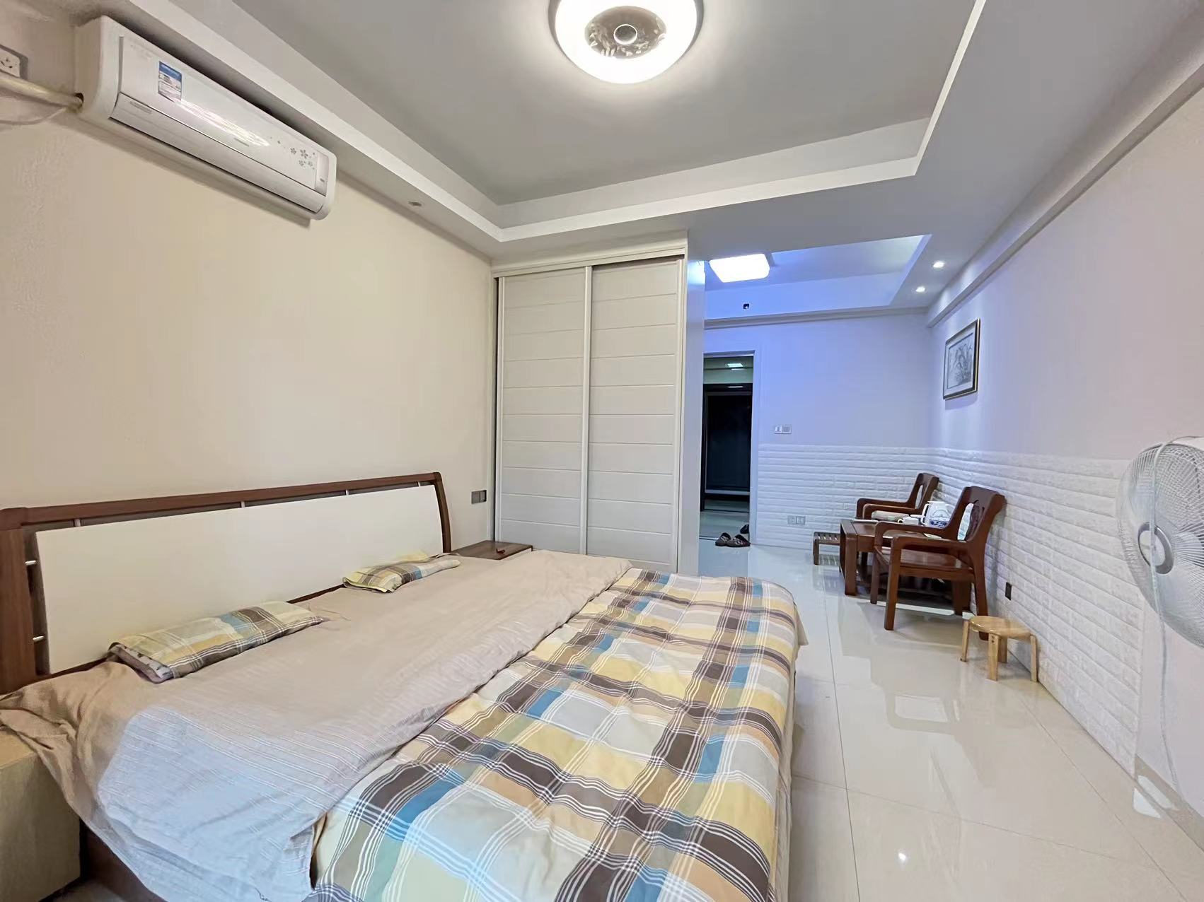 凯旋名门人民中路1006号 1室1厅1卫 22.00万 凯旋名门人民中路1006号 1室1厅1卫 22.00万室内图