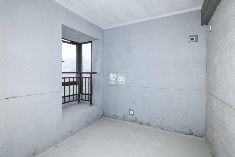 中國(guó)鐵建梅溪青秀三期  3室2廳2衛(wèi)   172.00萬(wàn)