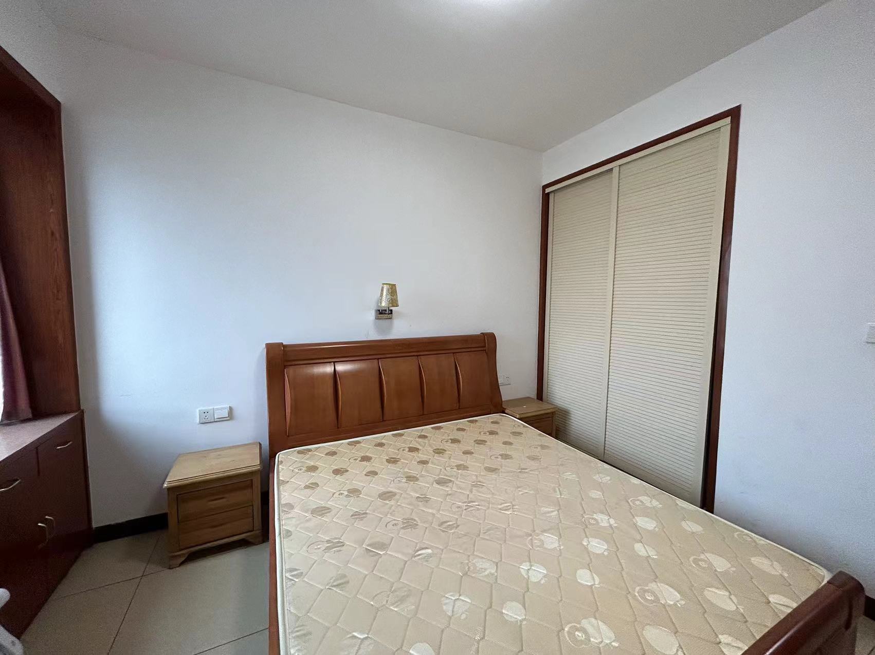 中央皇庭 2室2厅1卫 49.80万 中央皇庭 2室2厅1卫 49.80万室内图