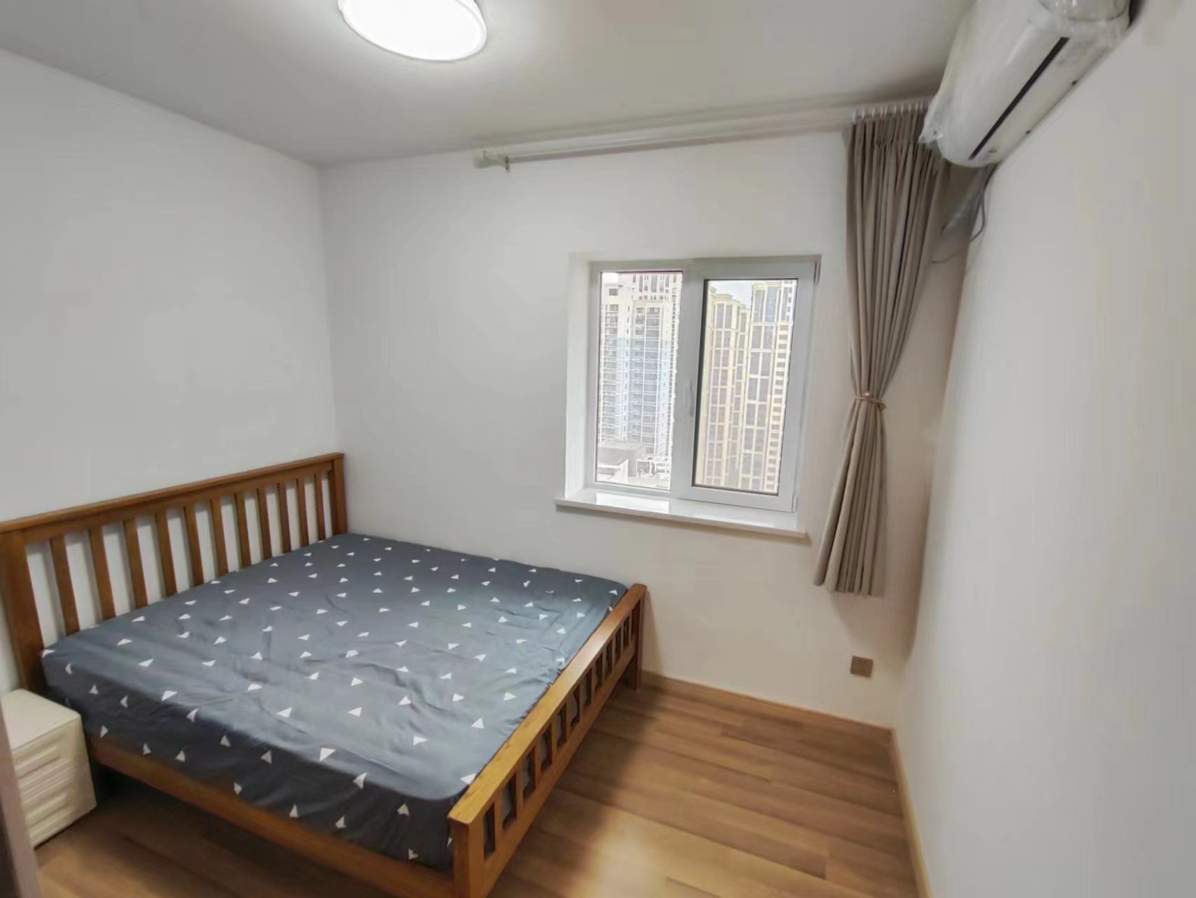 中铁建万科翡翠  3室2厅1卫   3000.00元/月室内图