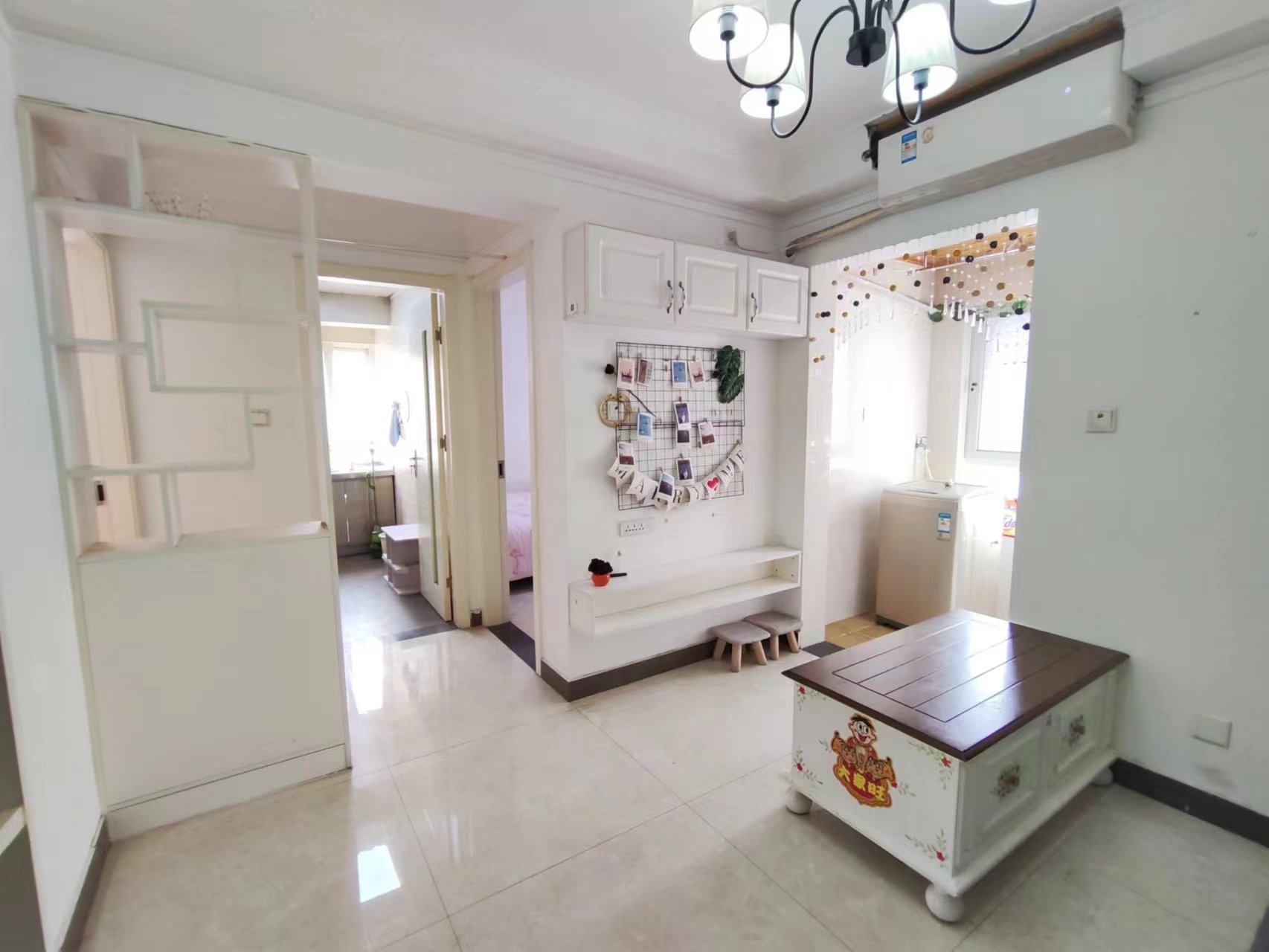 曲江华著中城 2室1厅1卫 2500.00元/月 曲江华著中城 2室1厅1卫 2500.00元/月室内图