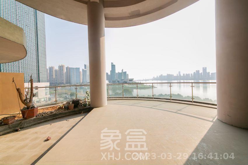 湘江世纪城湘江豪庭  5室2厅2卫    4500.0元/月室内图