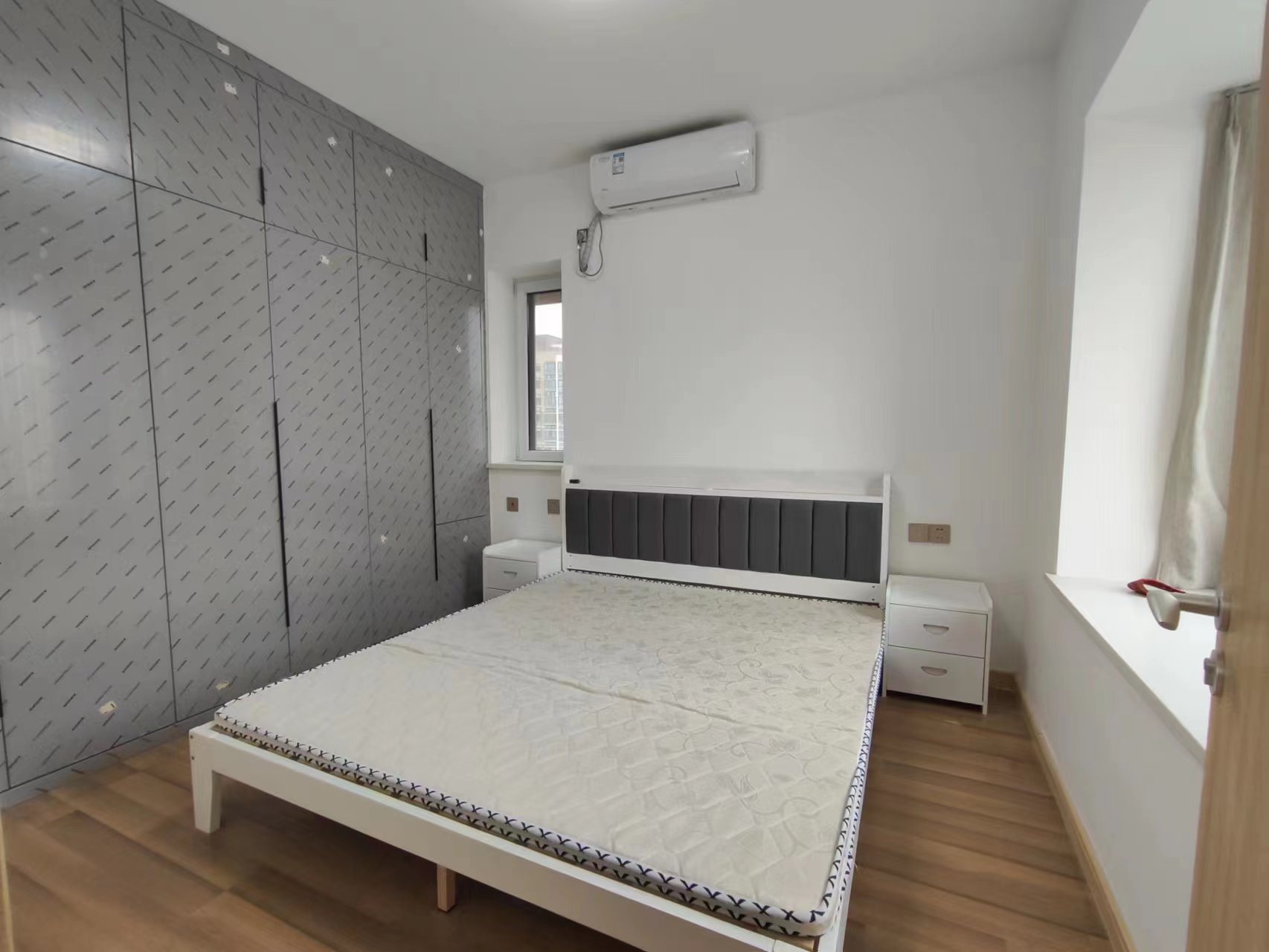 中铁建万科翡翠  3室2厅1卫   3000.00元/月室内图